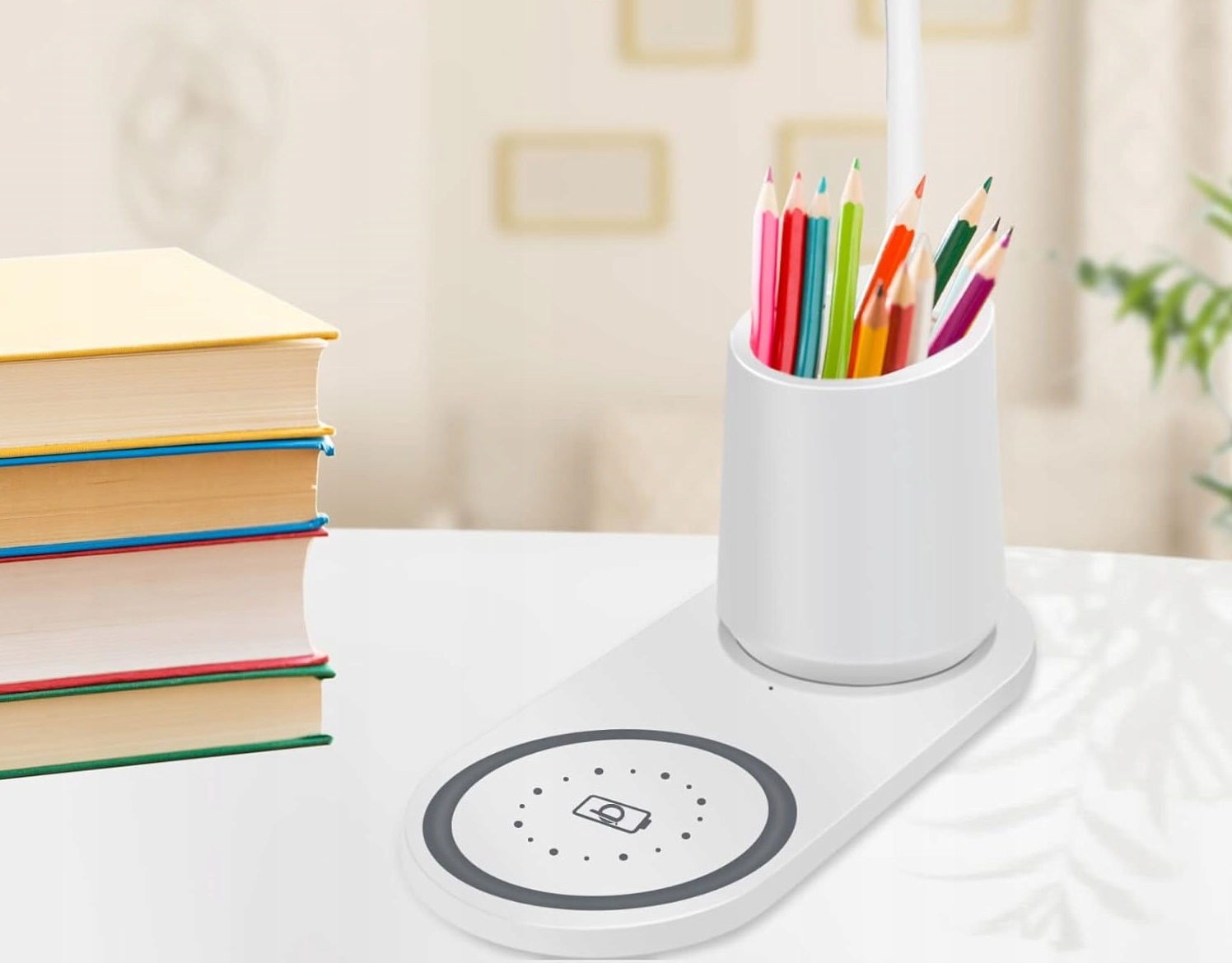 LAMPKA NA BIURKO LED Lampa z ładowarka bezprzewodową QI BEZDOTYKOWA obsługa Klasa efektywności energetycznej A