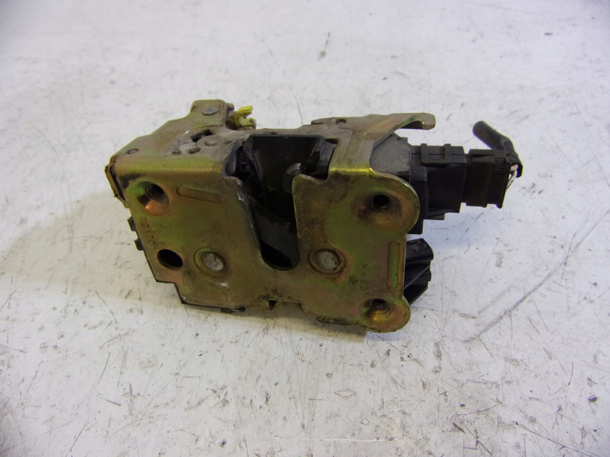 lock door CENTRALNY left front RENAULT KANGOO 1