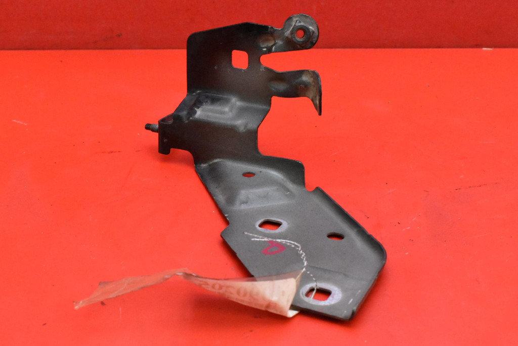 Console Support plaque Aile Droite Avant 620428853A RENAULT CAPTUR 1 et 13-17
