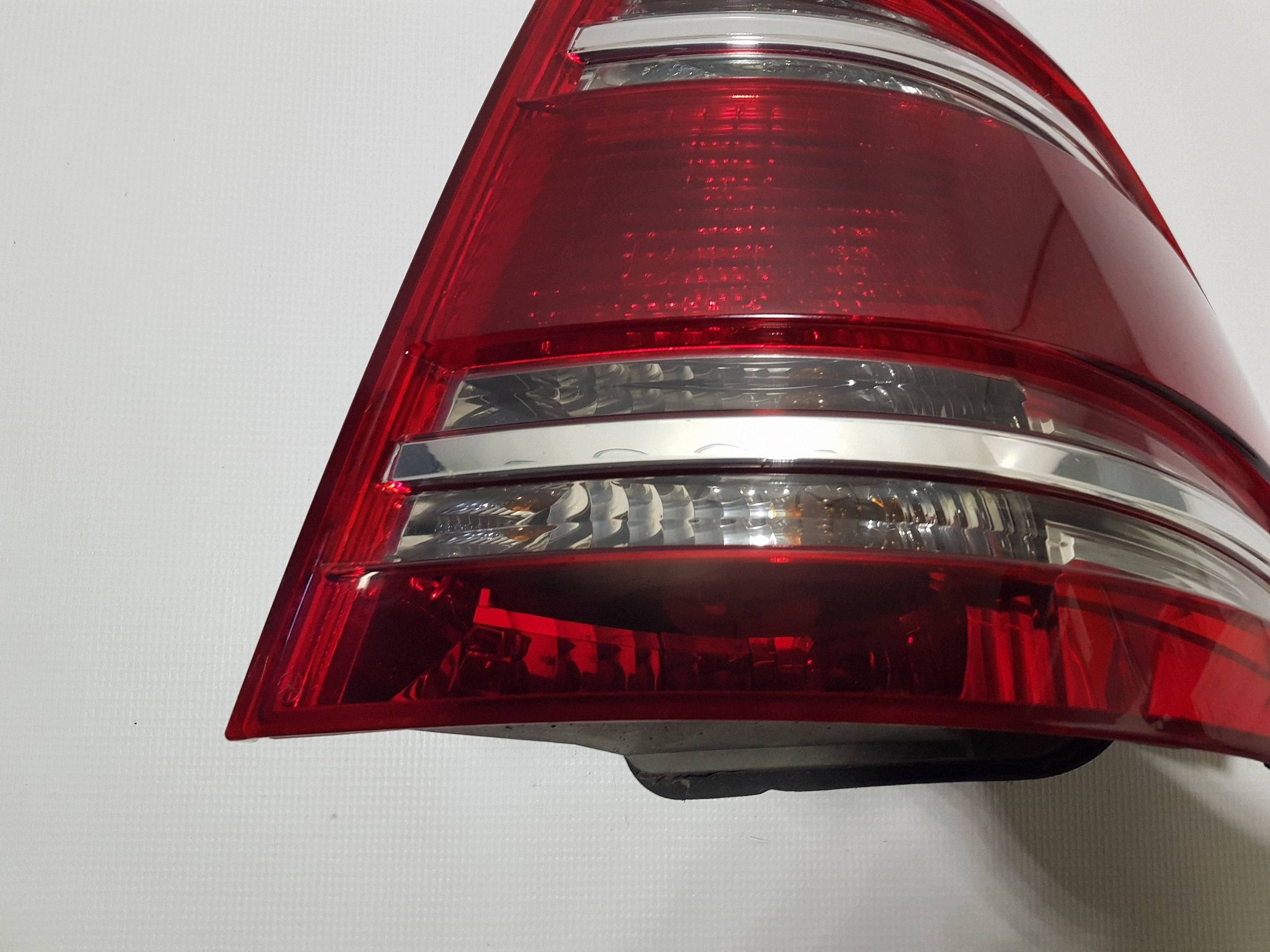 MERCEDES GL X164 light right rear part right rear