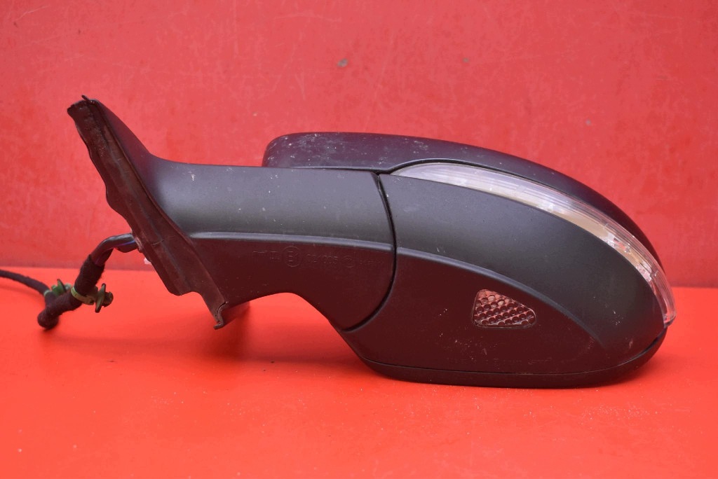 mirror left LC9X EU 3C0857933A VW PASSAT B7 10-15 9 PIN