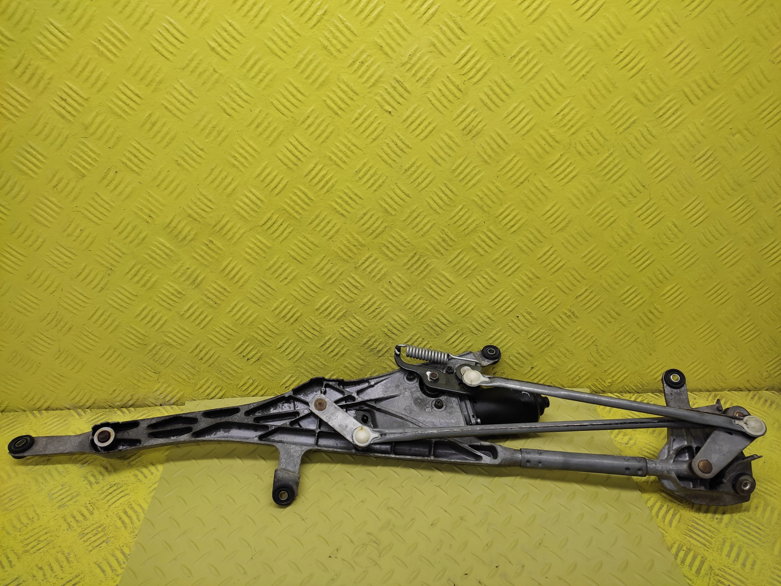 LEXUS RX300 wiper mechanism front 8511048130
