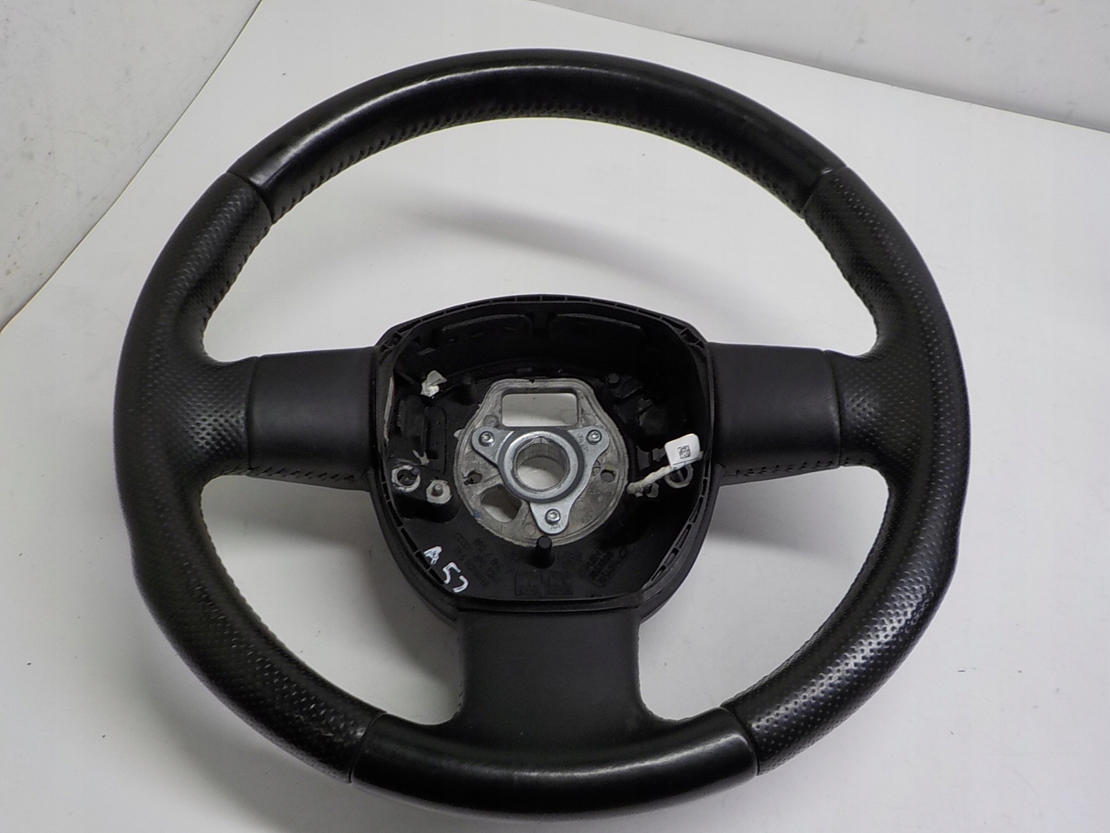 AUDI A3 II 8P steering wheel, leather with shifting