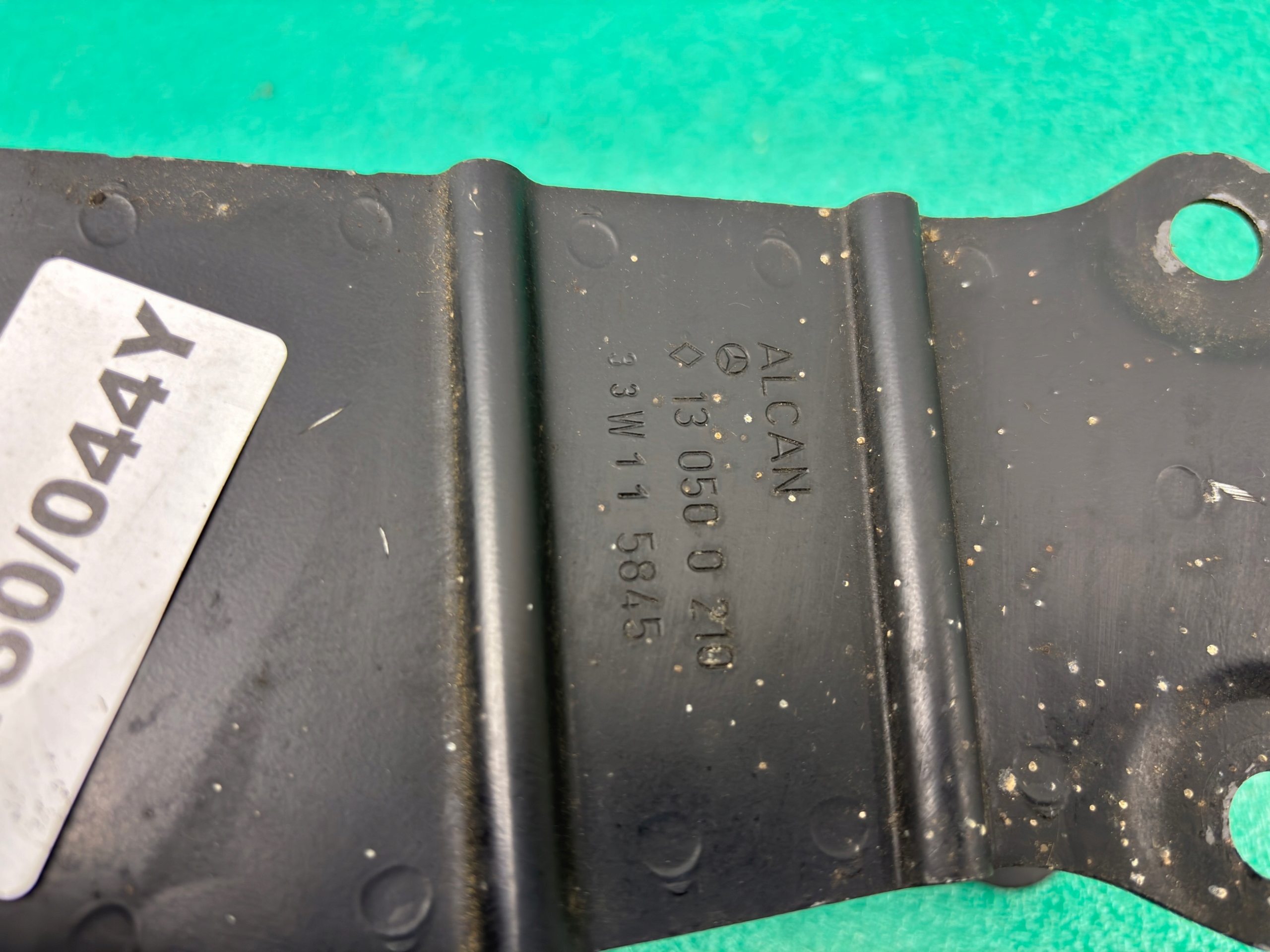 MERCEDES A-KLASA W169 left beam tip front tip bracket K130/044Y
