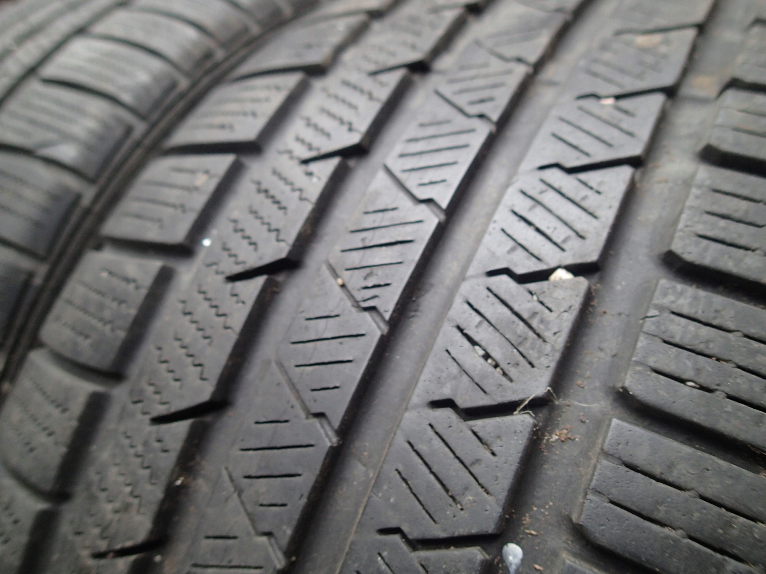 CONTINENTAL CONTI WINTER CONTACT TS 810S 255 45 18 Sezon zimowe