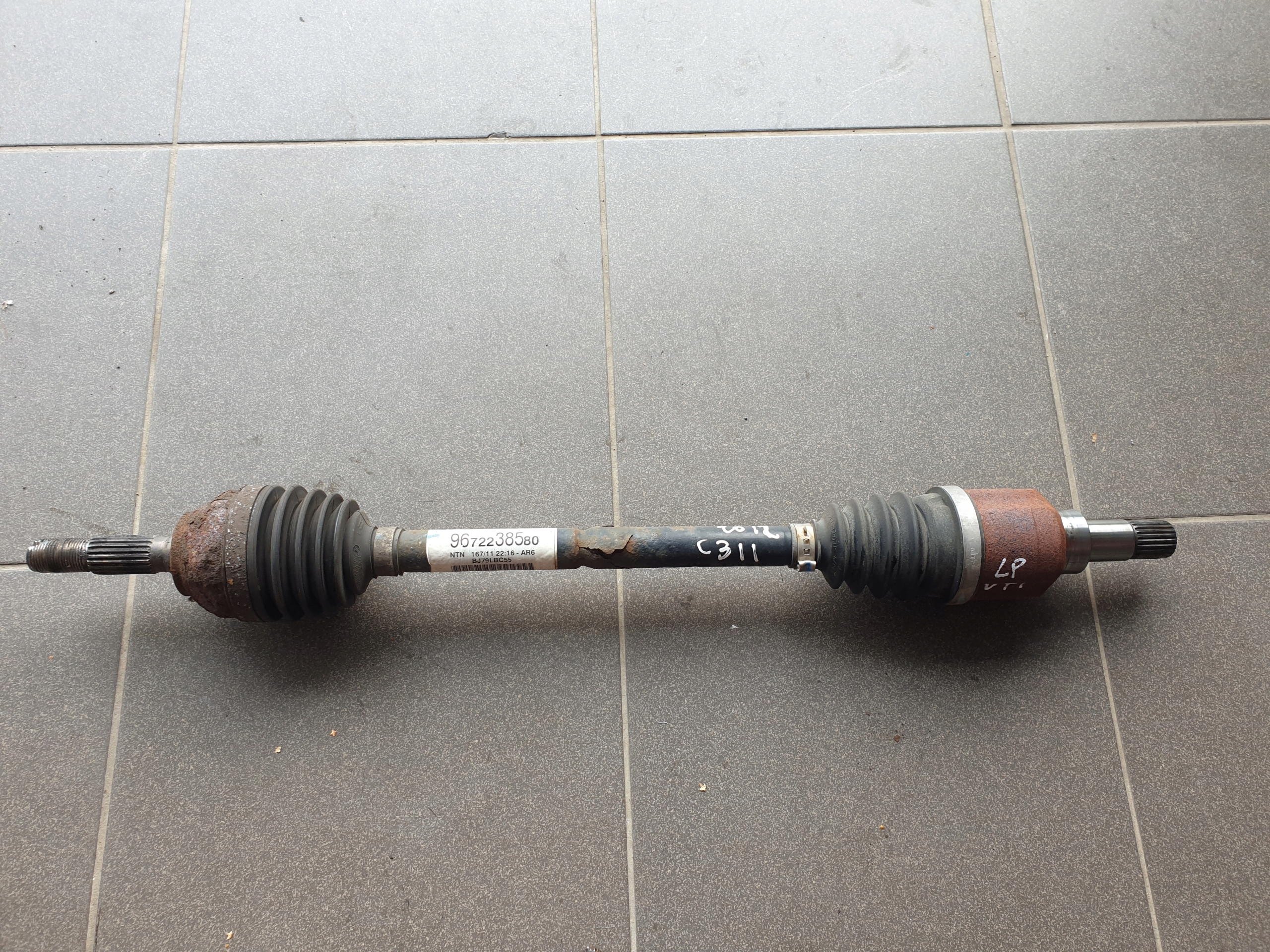 semi-axis left CITROEN C3 II 1.4 2010- 9672238580