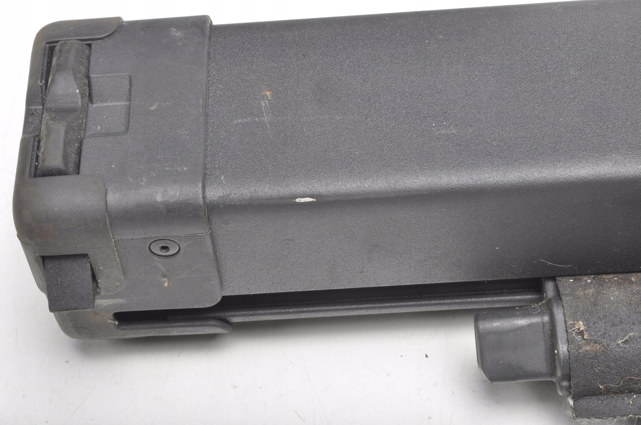 VOLVO V60 ROLETA TYŁ TYLNA BAGAŻNIKA Producent części Volvo OE