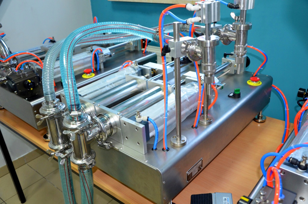 DOZOWNICA PŁYNÓW TŁOKOWA PNEUMATYCZNA 500-5000 ML Marka inny