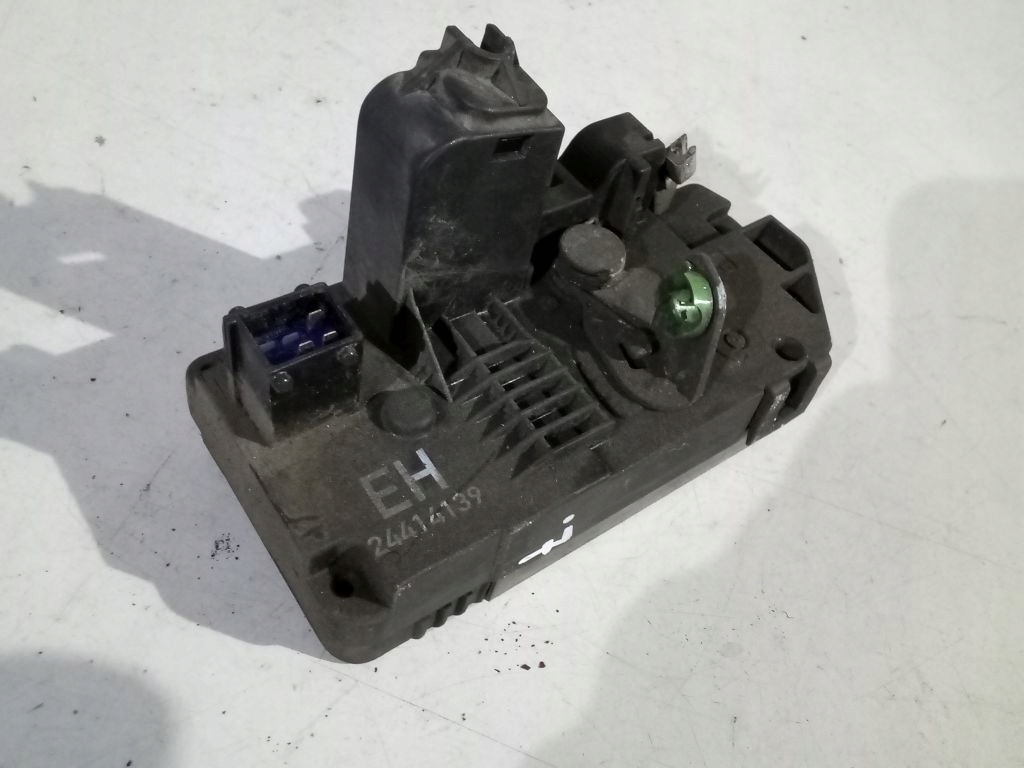 Opel Corsa C lock right rear part rear EH24414139