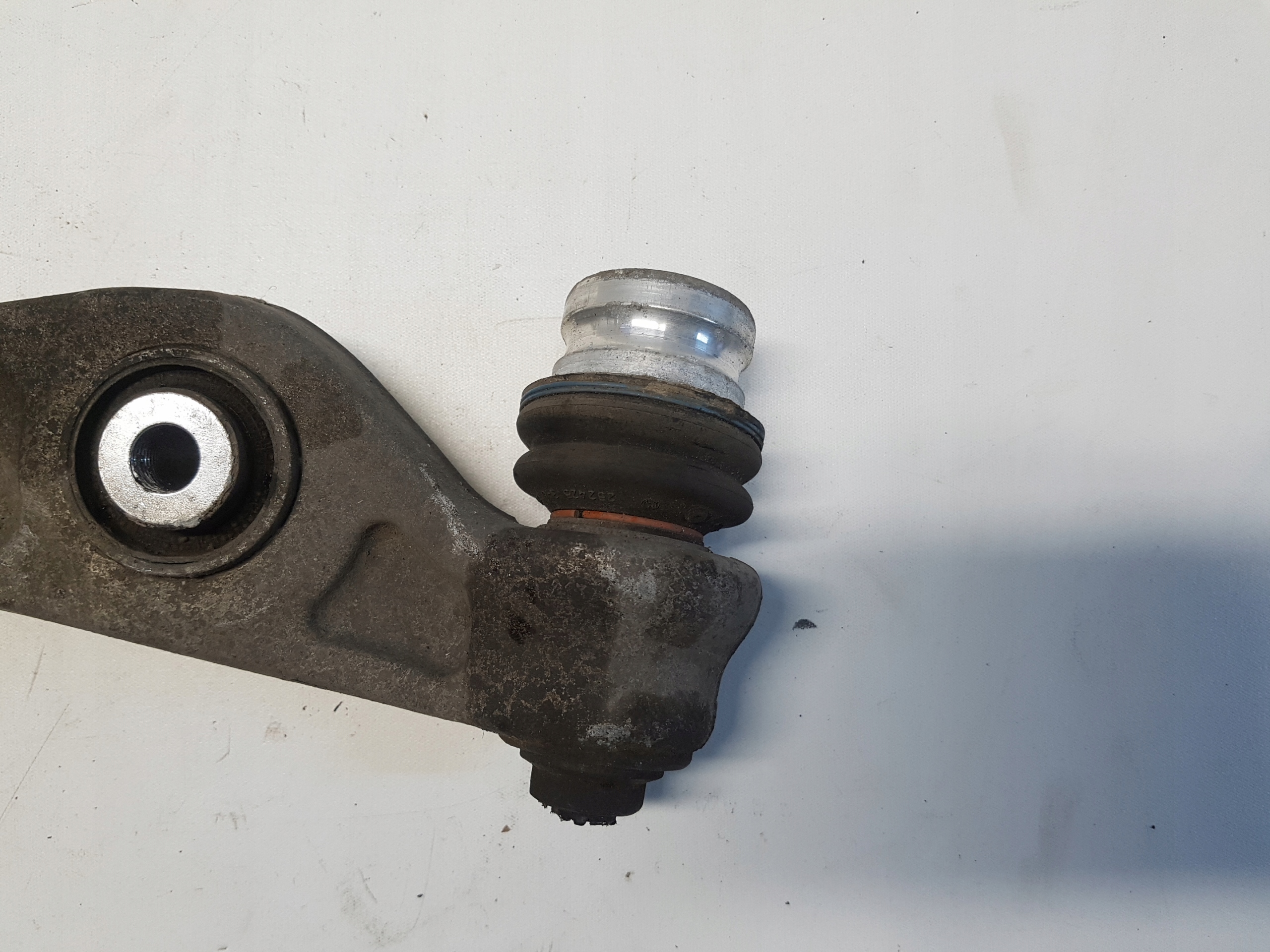 AUDI A4 B9 8W arm right front 8W0407156A