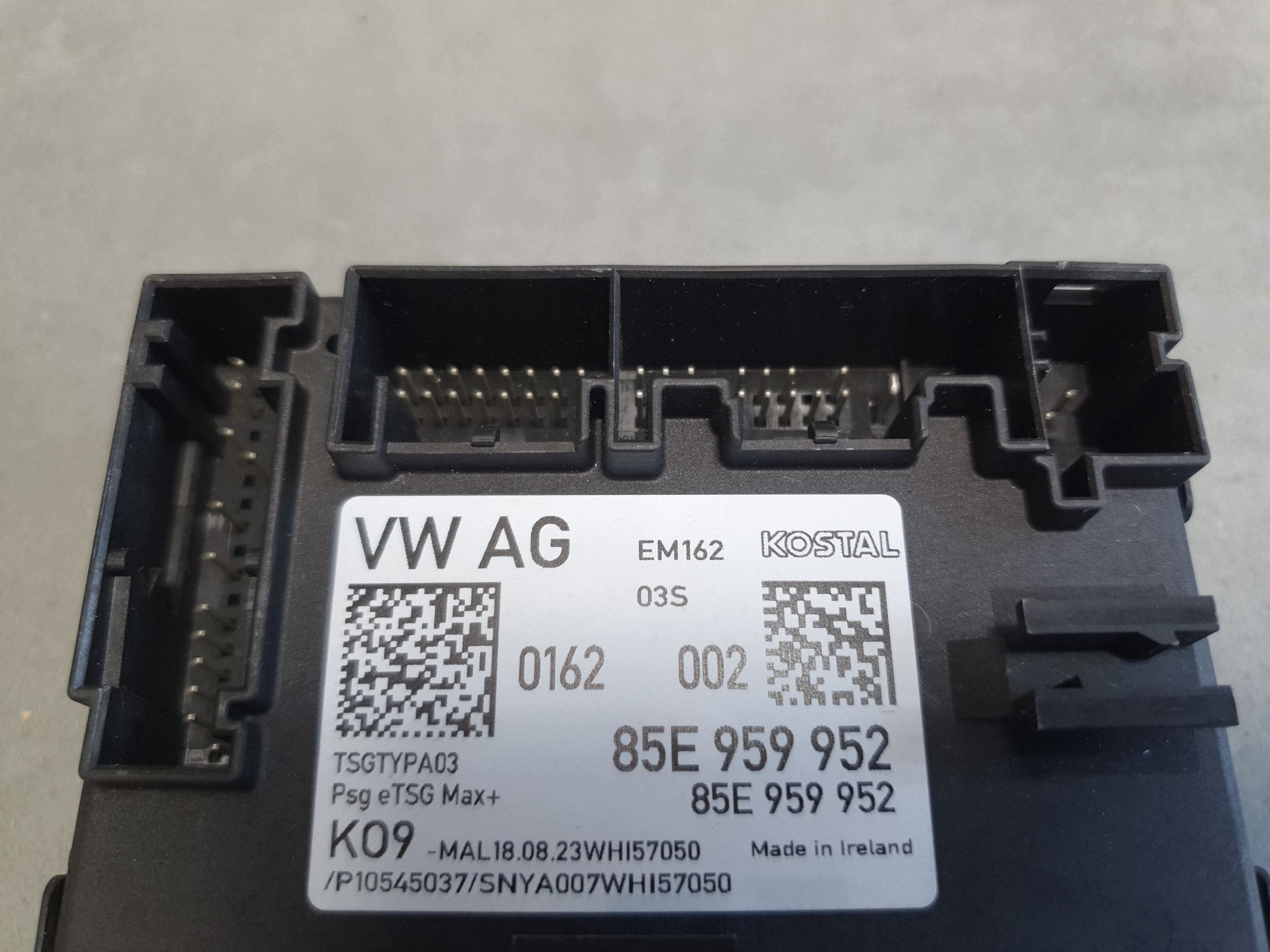 Audi SQ6 e-tron modul dveře pravý předek 85E959952
