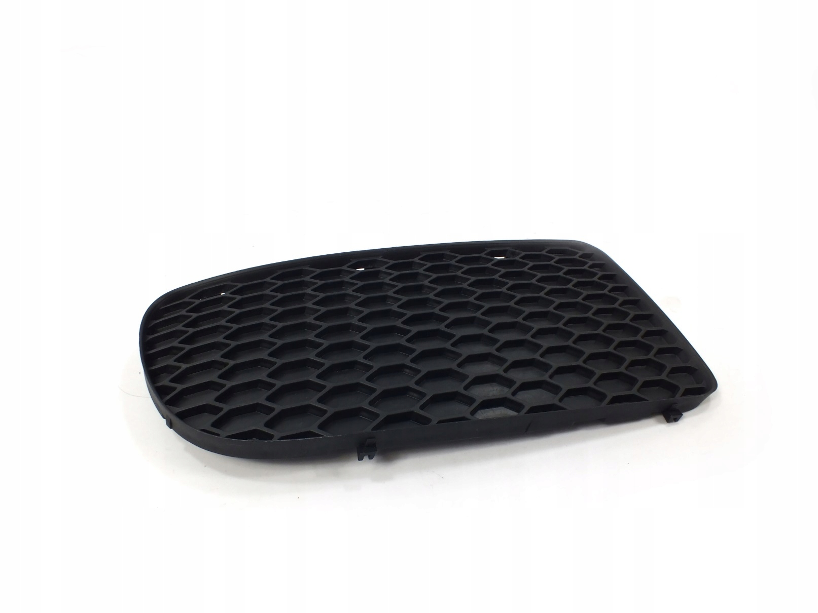 1J0853666H - Решітка бампера VW Golf IV R32 права