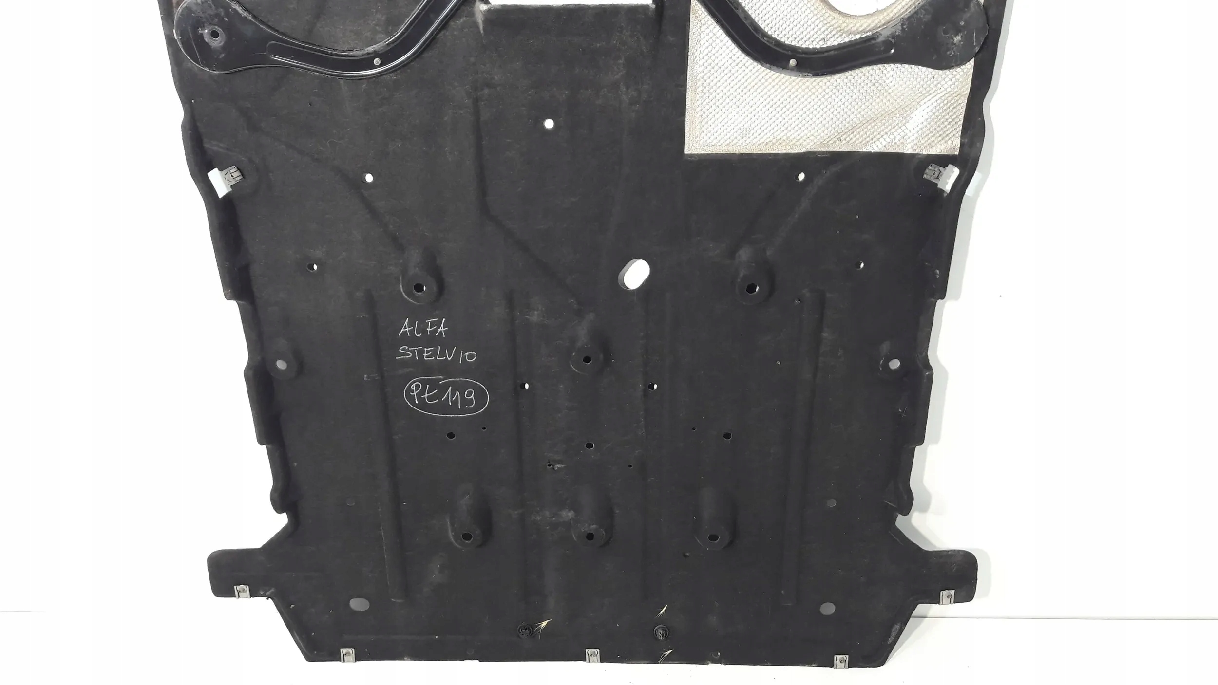 Alfa Romeo Stelvio motor cover lower (PL 119)