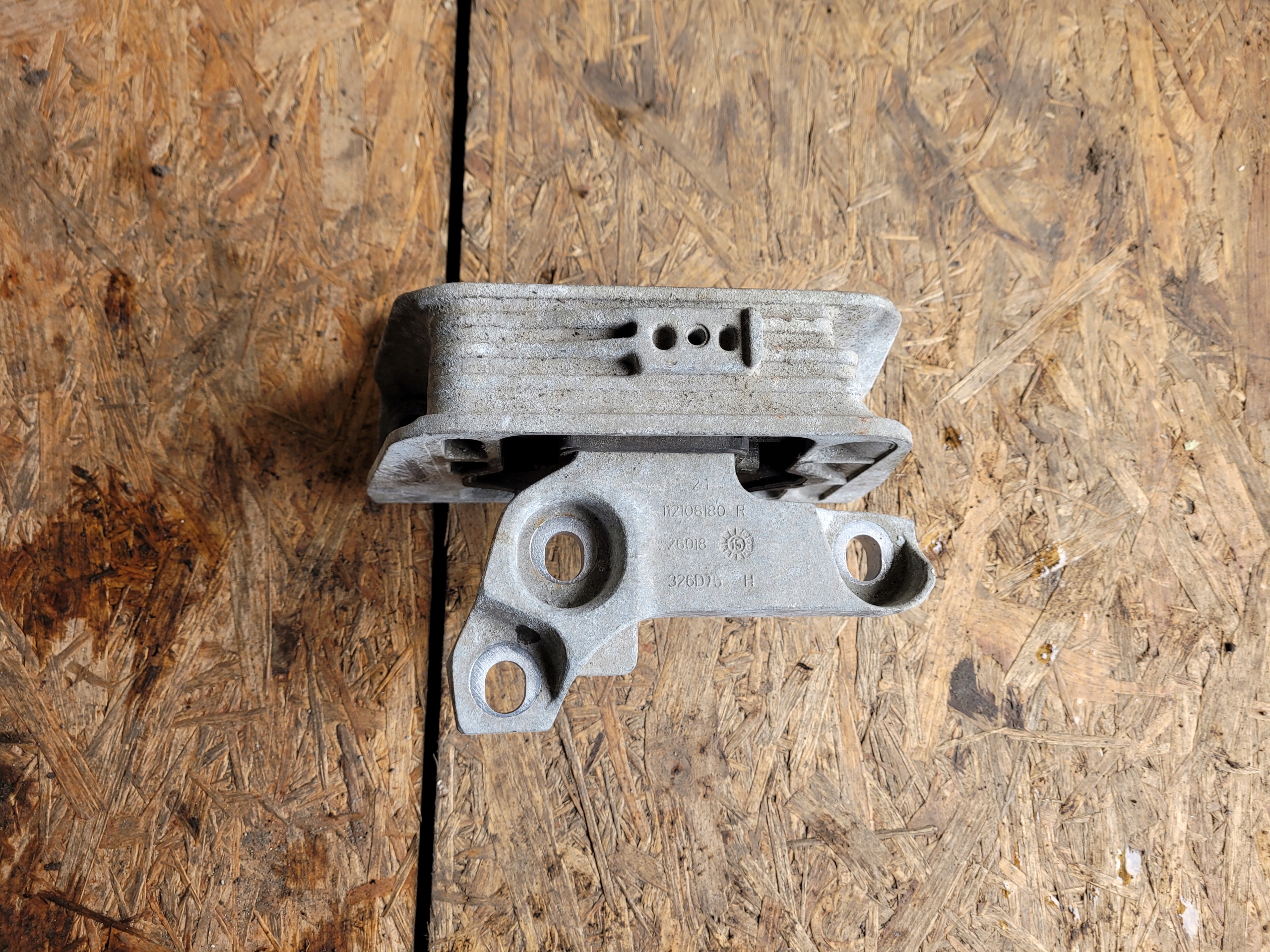 supporto Supporti motore usato RENAULT MASTER III 2.3
