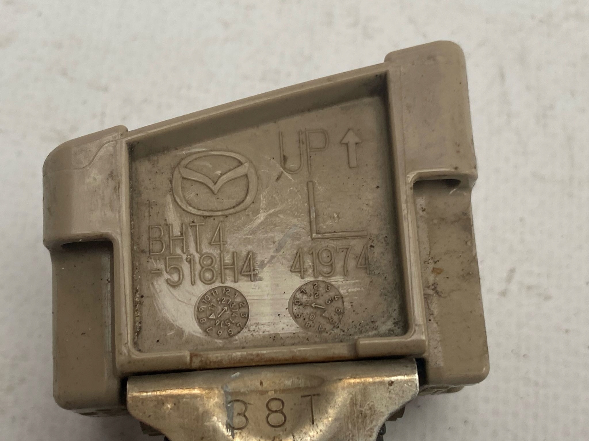 MAZDA 3 III 13- right washer nozzle REFLEKTORA