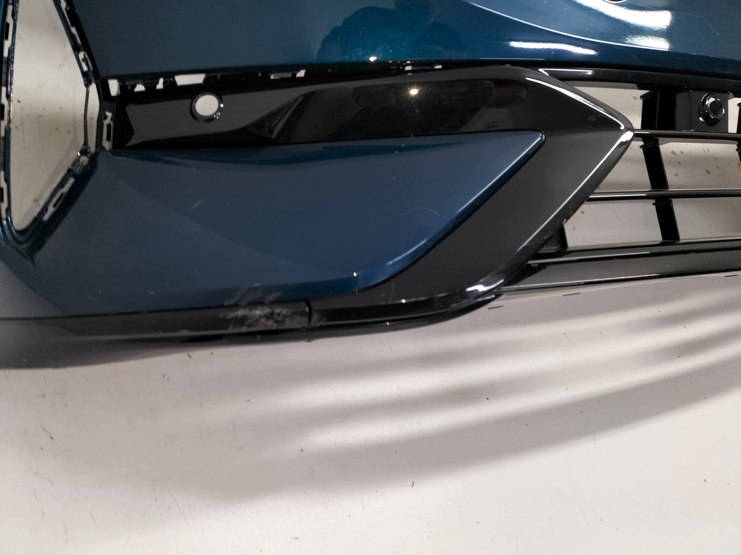 front bumper front VW ID7 ID.7 23- wersja below side sensors PDC z guard