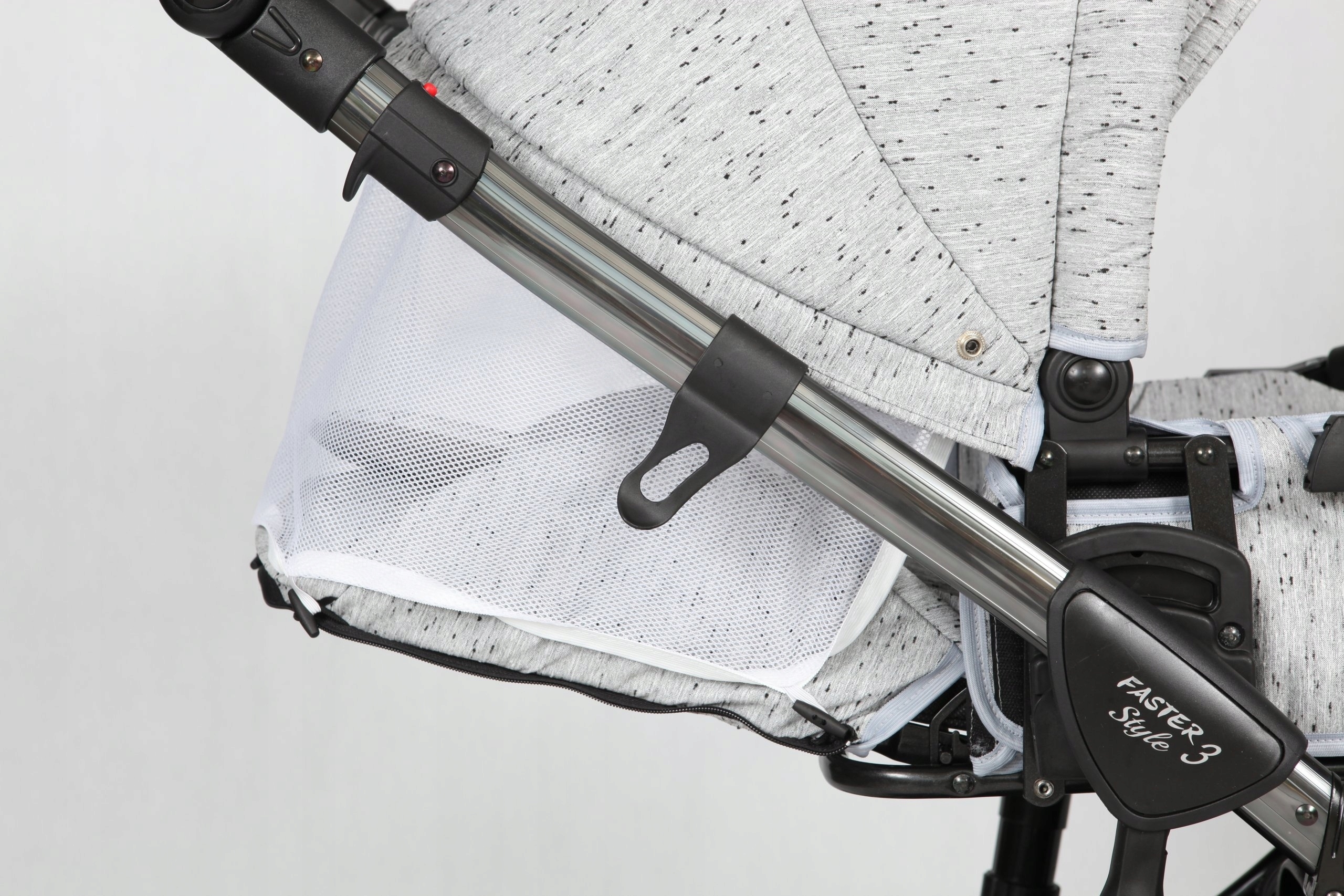 biały wózek Baby Merc Faster Style Limited 2w1 Rodzaj kół Z tworzywa