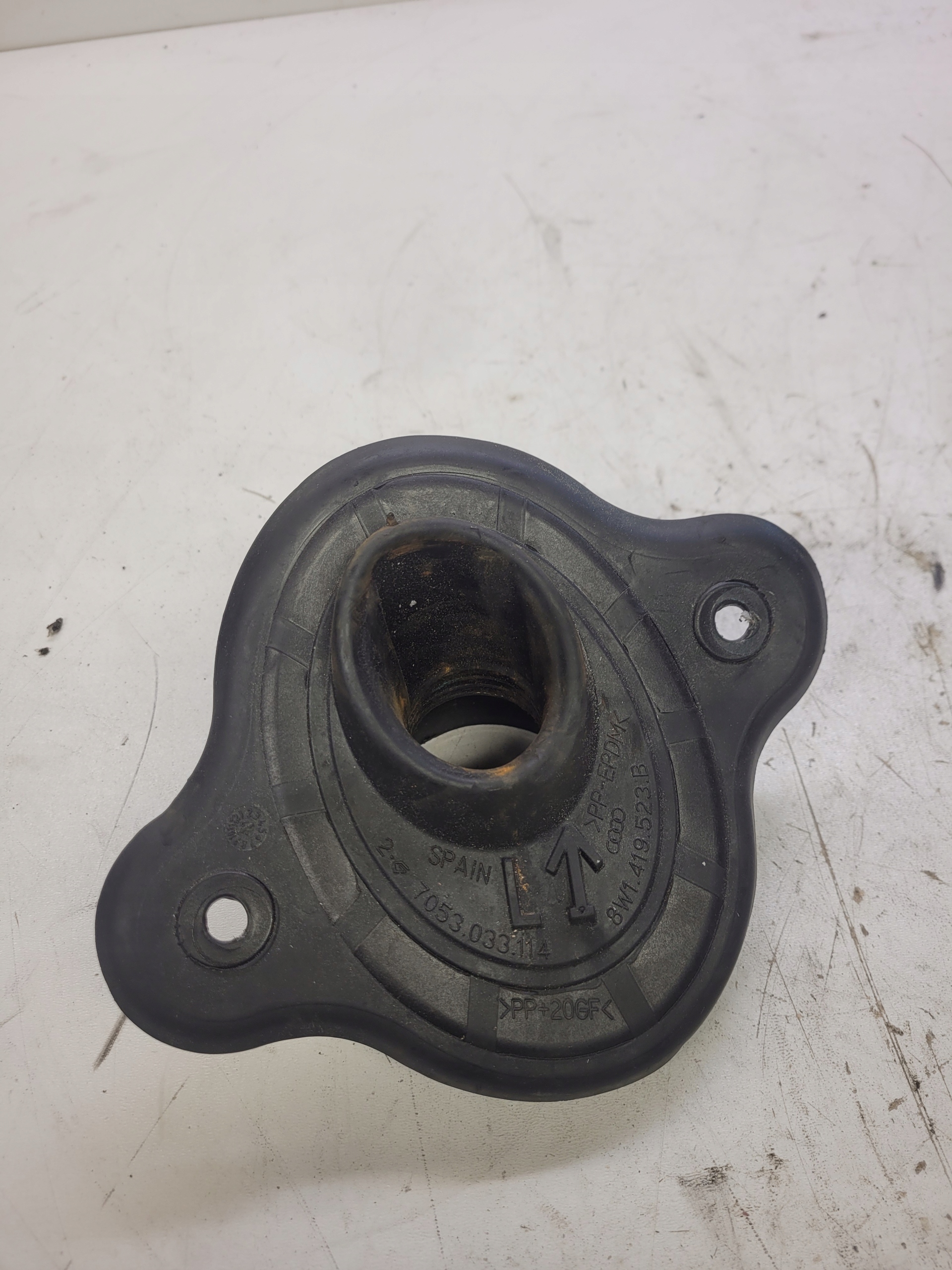 PNEUS COLONNE DE DIRECTION VOLANT AUDI A4 B9 A5 8W1419523B