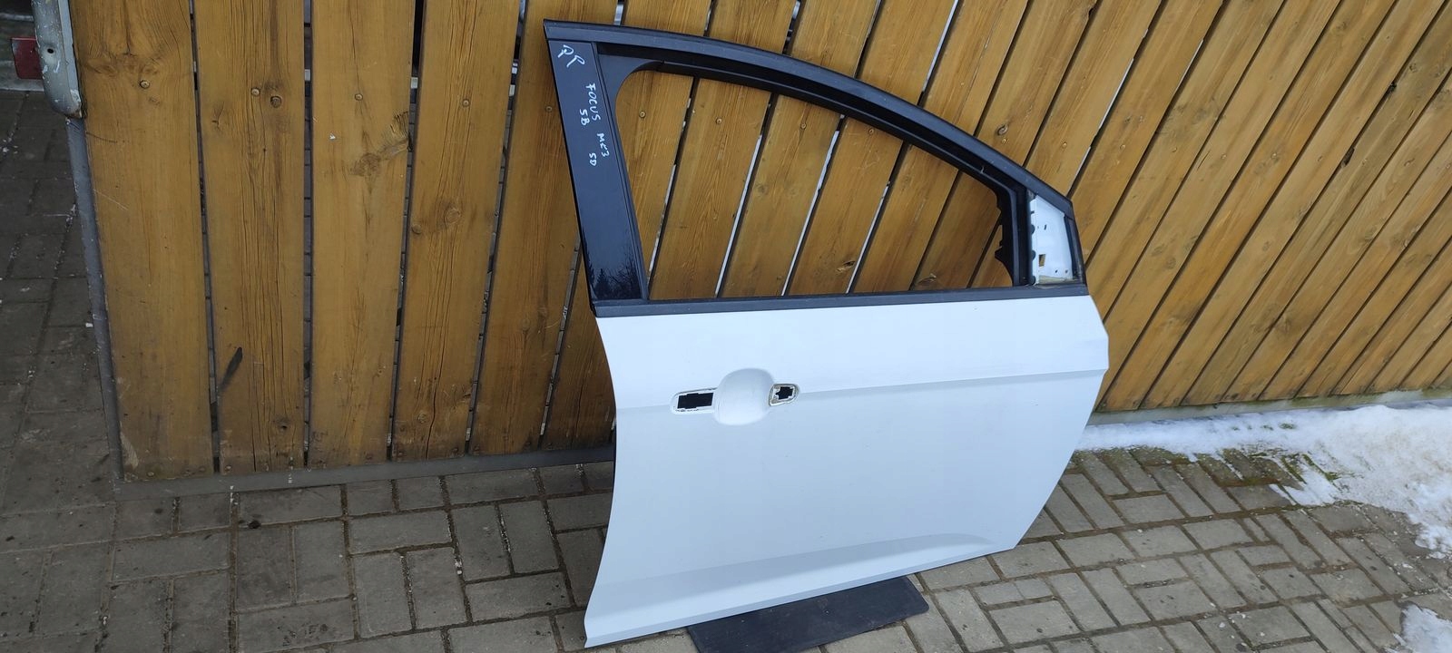 door front front right Ford Focus MK3 HB 5D 5B