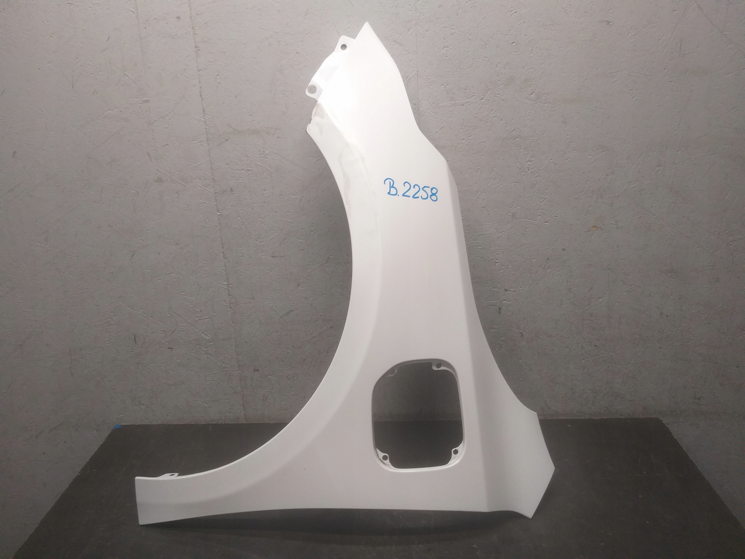 fender front left KIA CEED III 3 HYBRID 17