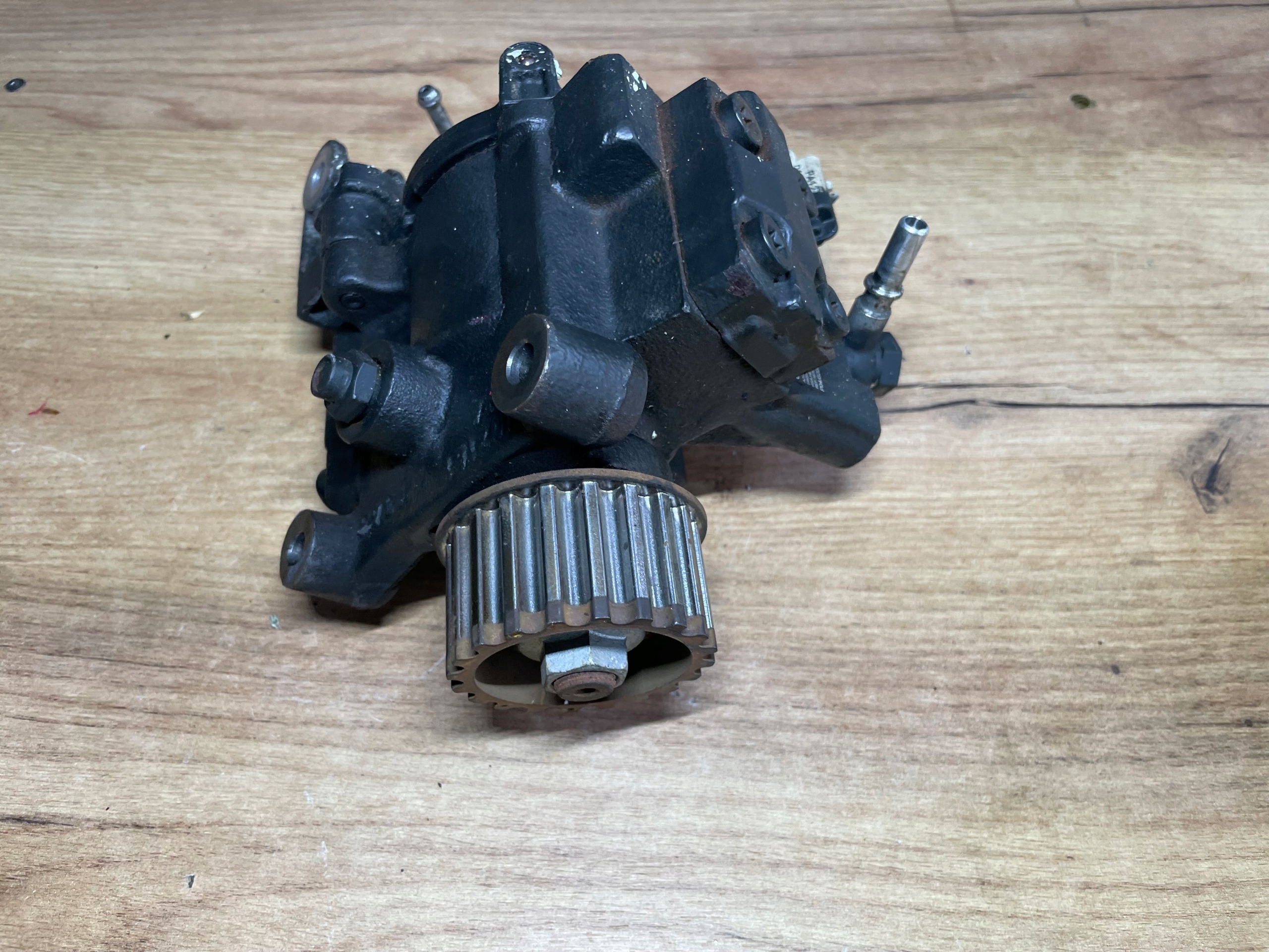 injection pump A2C89877300 MERCEDES W176 1.5 CDI