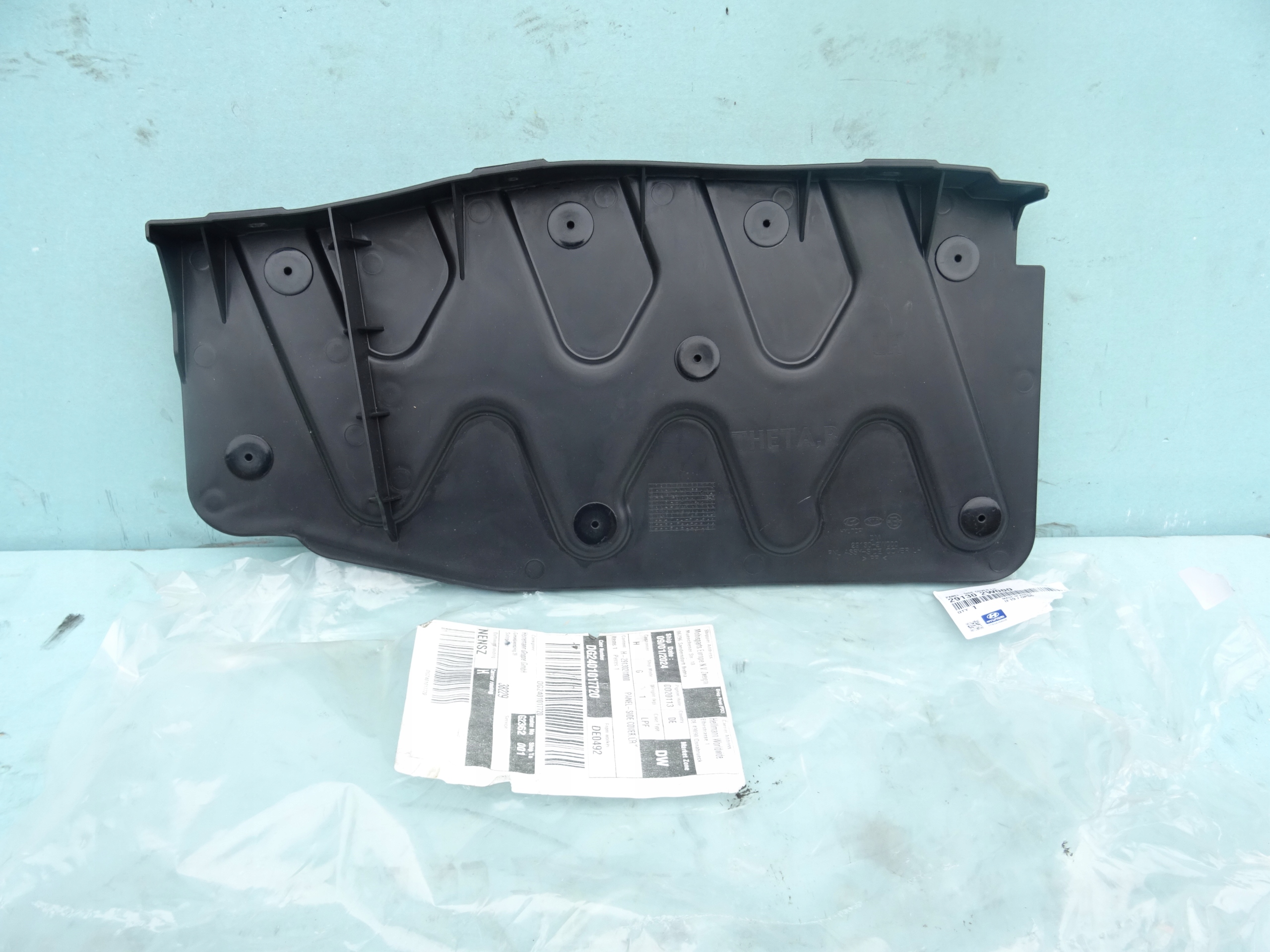 ЗАХИСТ ПІД ДВИГУН ЛІВА HYUNDAI SANTA ФЕ III 29130-2w000