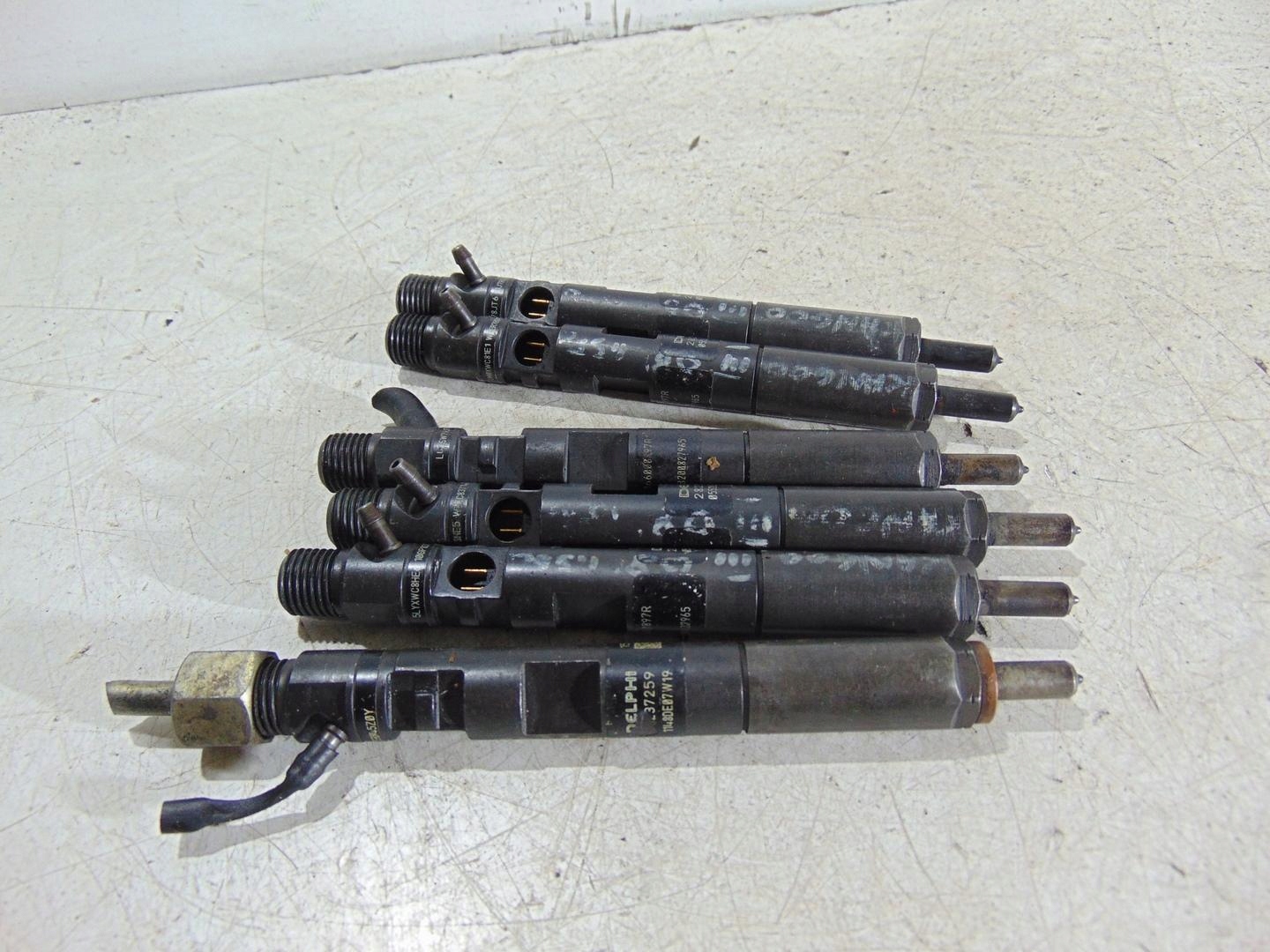 WTRYSK WTRYSKI KANGOO III 1.5 DCI 166000897R