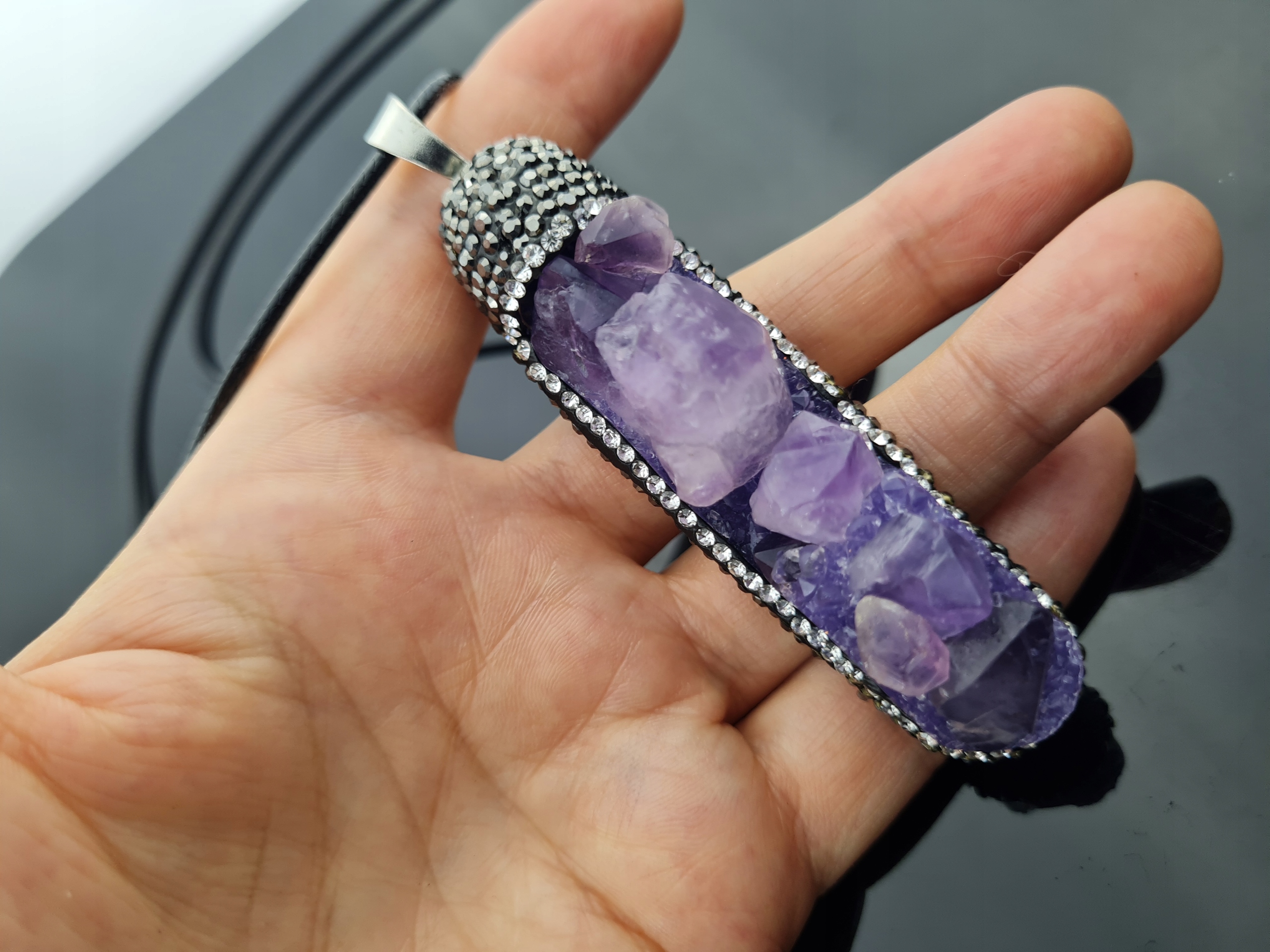 Přívěsek Extra Velký Ametyst Přírodní Zirkony