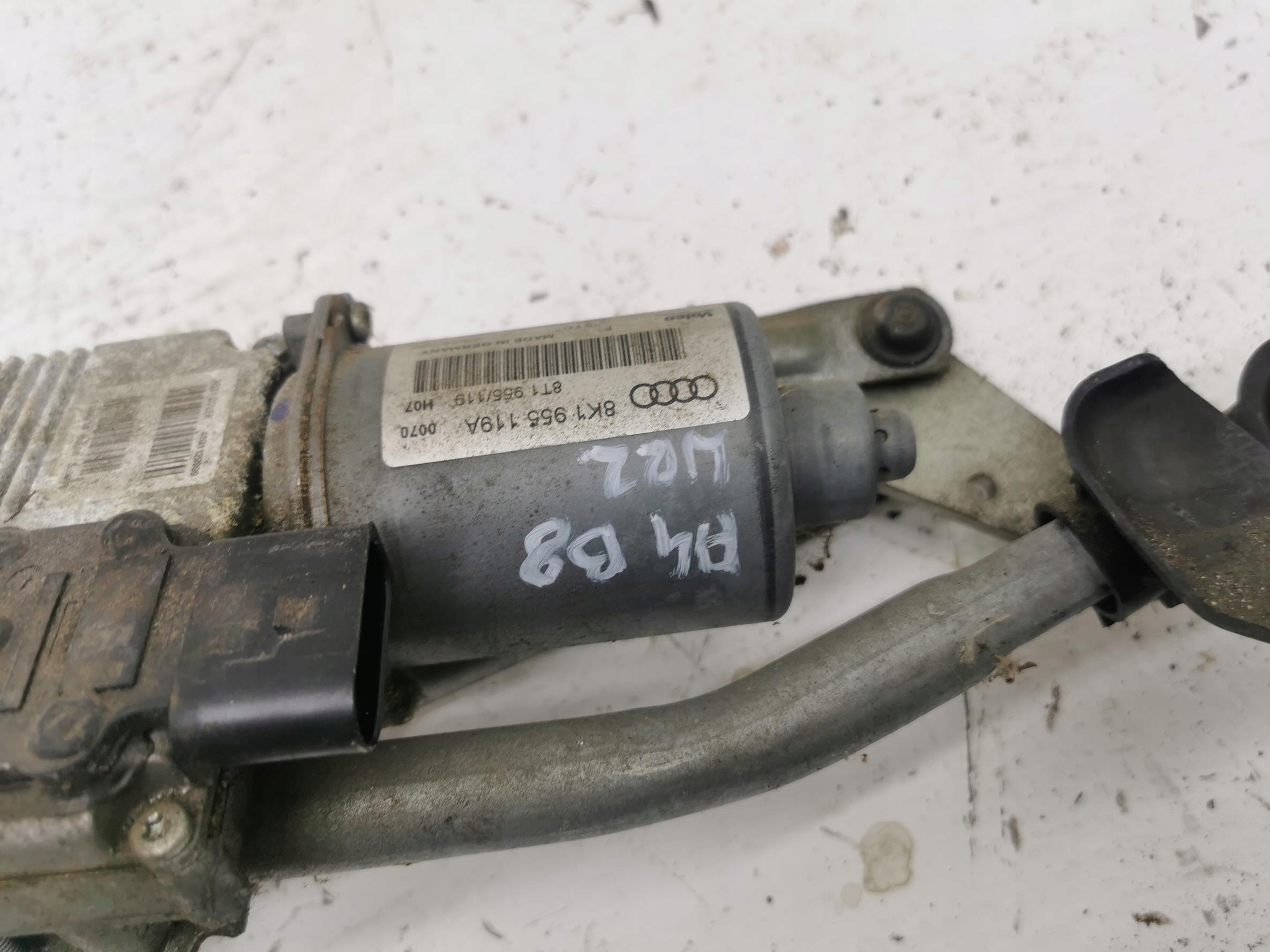 wiper mechanism front AUDI A4 B8 8k1955119A