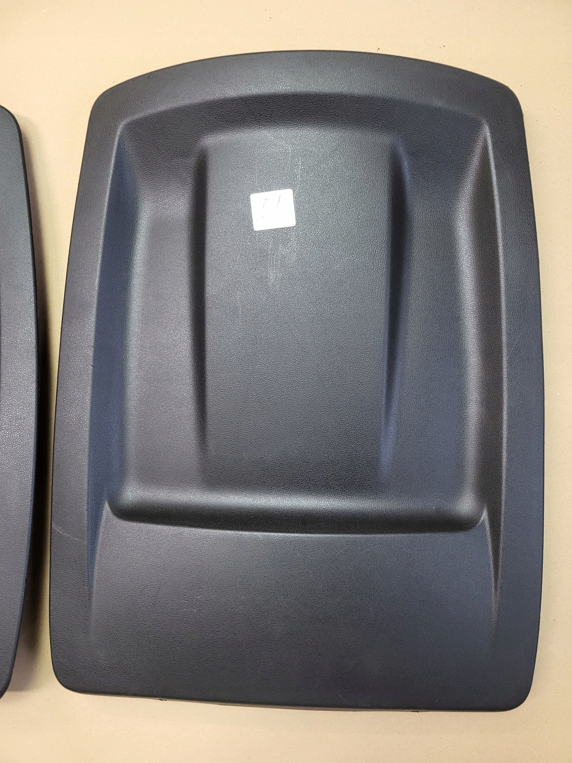 PANEL OPARCIA seat cover rear plastic PLECY BMW 1 E87 E81 7119932 OE