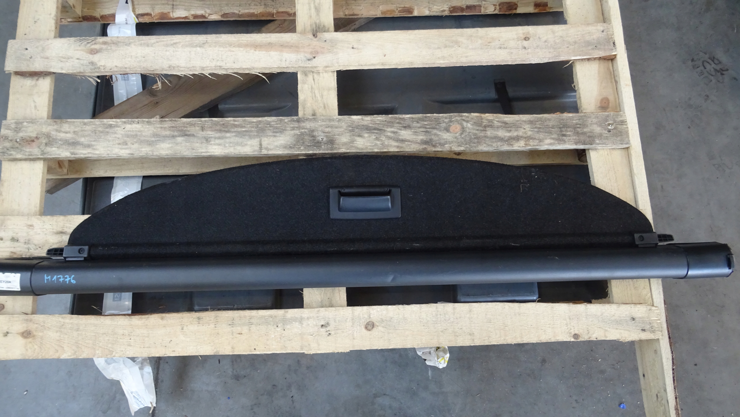 blinds boot NISSAN QASHQAI +2 2008-2013r.