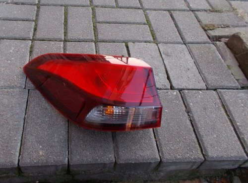 HYUNDAI I30 III 17- KOMBI LEWA TYLNA LAMPA ORYGINAŁ