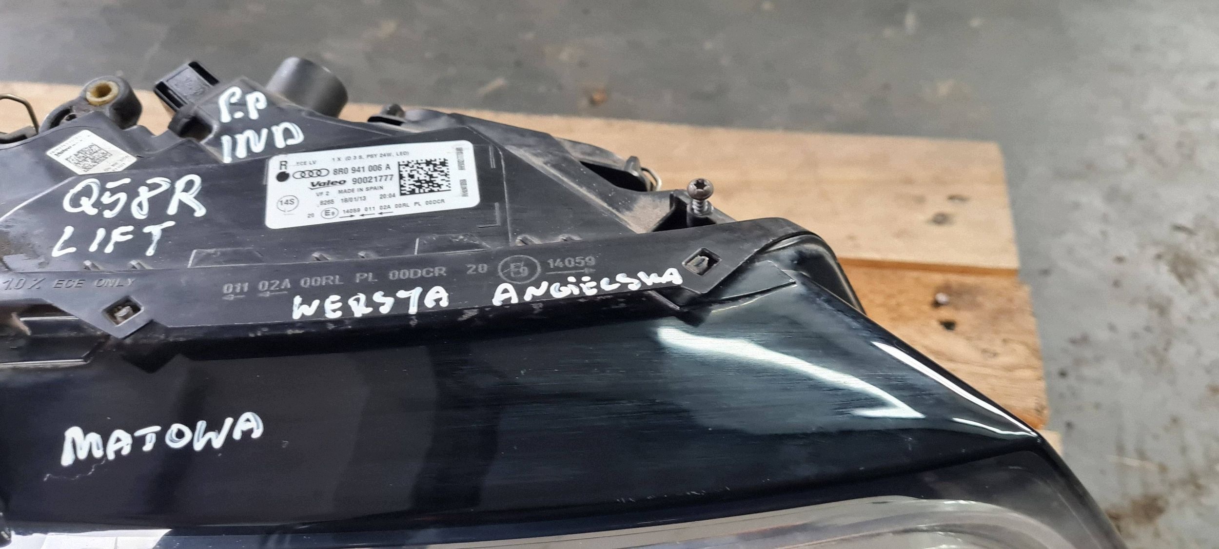 Q5 8R SQ5 LIFT light REFLEKTOR right right front ANGLIK UK 8R0941006A