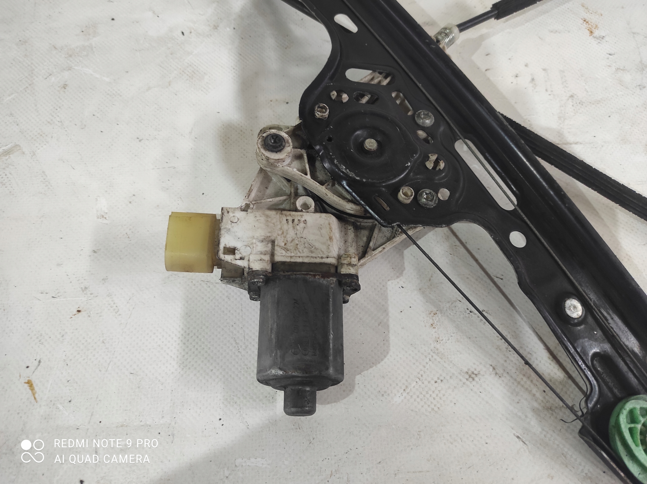 Mécanisme lève vitre Gauche Avant BMW E87
