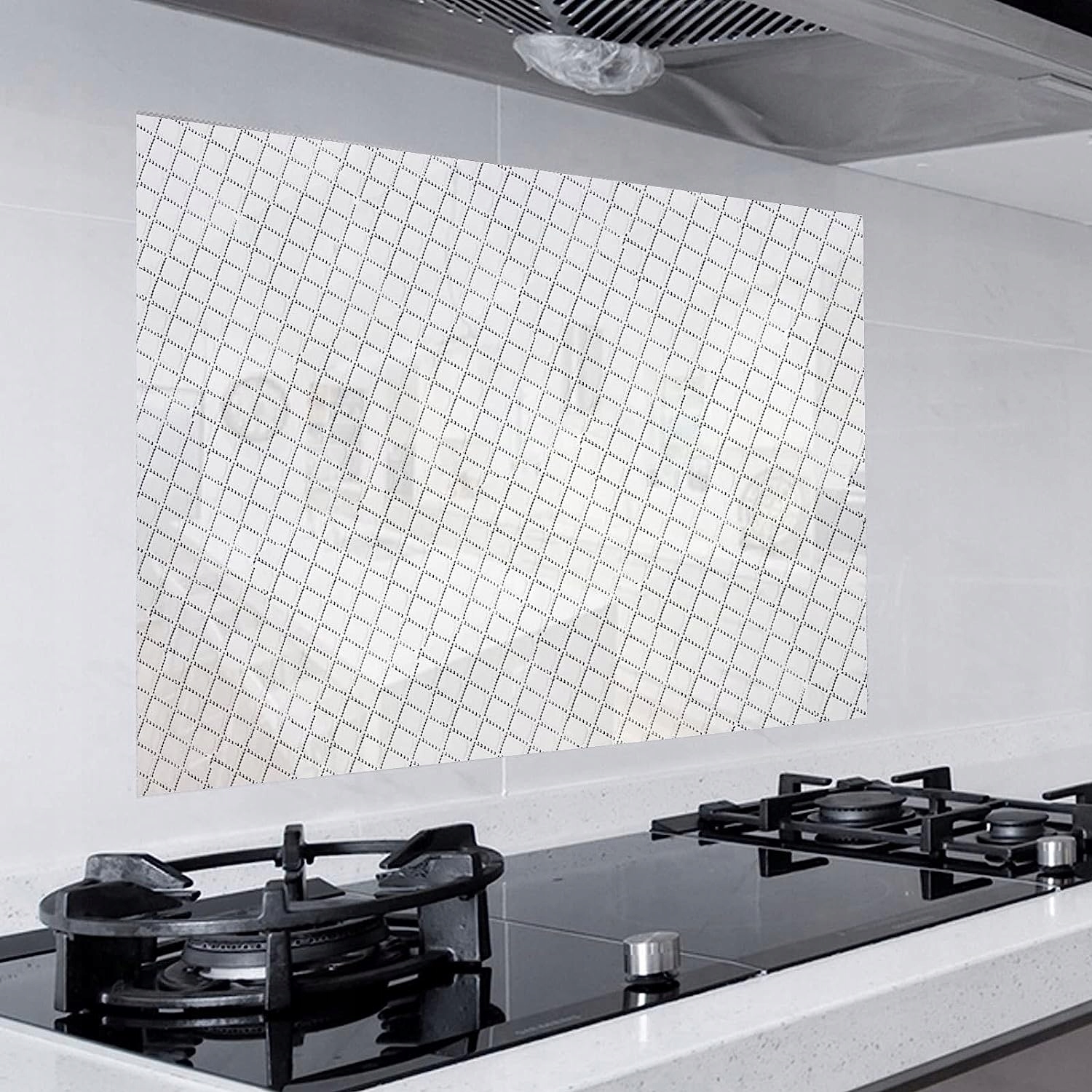 FOLIA ALUMINIOWA WODOODPORNA SAMOPRZYLEPNA 500X60 ODPORNY NA OLEJ ROZPRYSKI Rodzaj naklejka