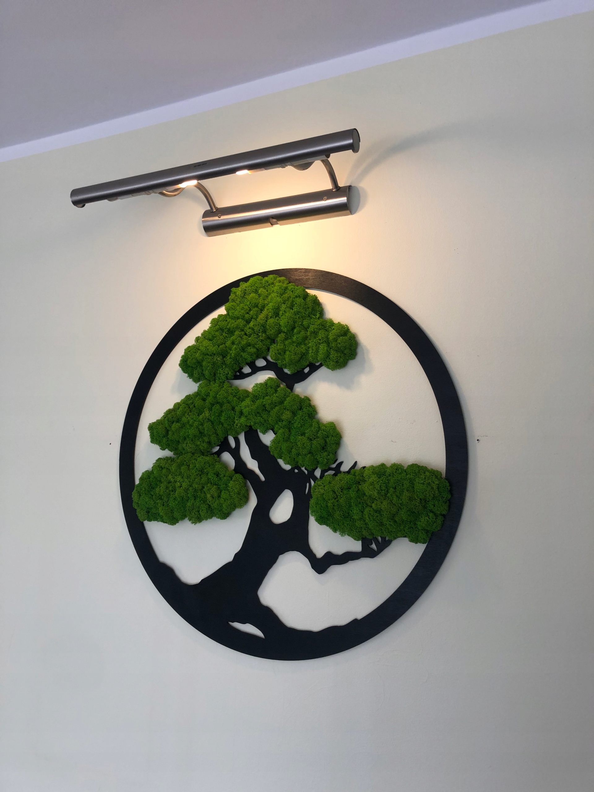 DRZEWKO Z CHROBOTKIEM DEKORACJA Z MCHU PREZENT Wysokość produktu 35 cm