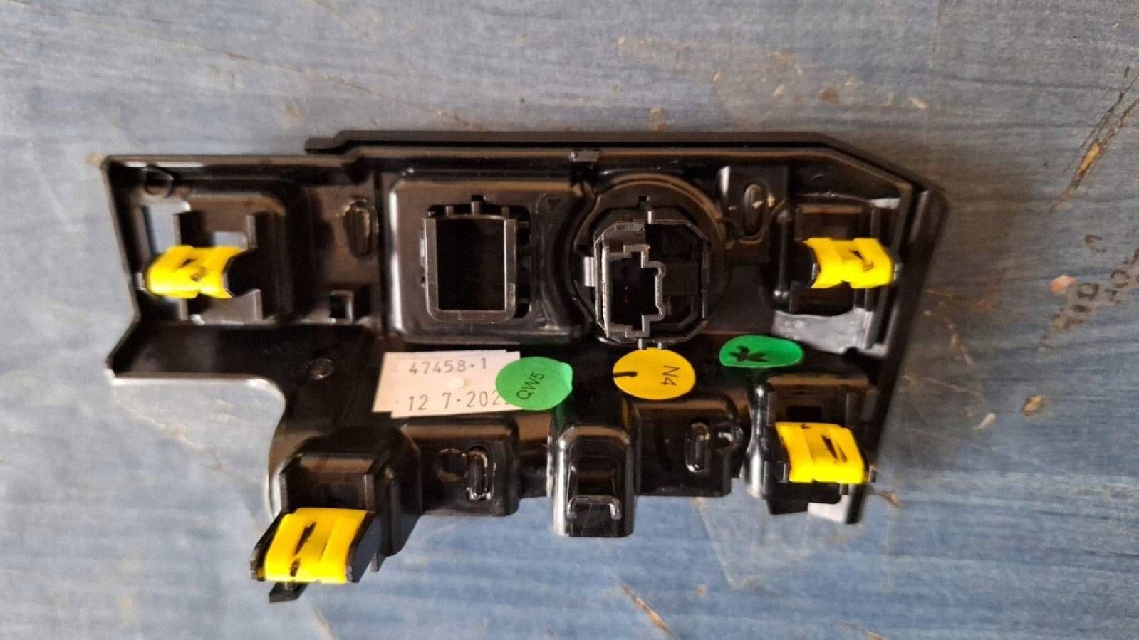 switch START STOP RENAULT AUSTRAL RAFALE 251503985R 682106773R