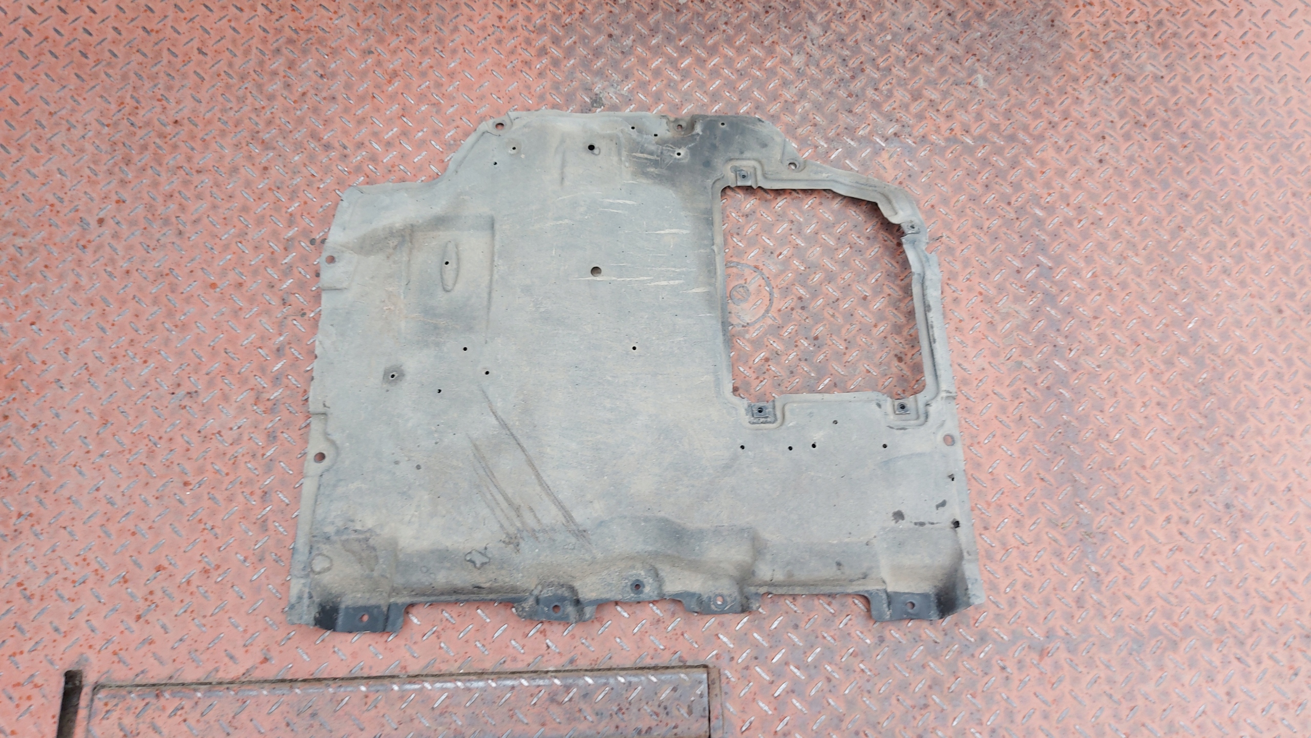 cover below engine TOYOTA CHR C-HR LIFT 19