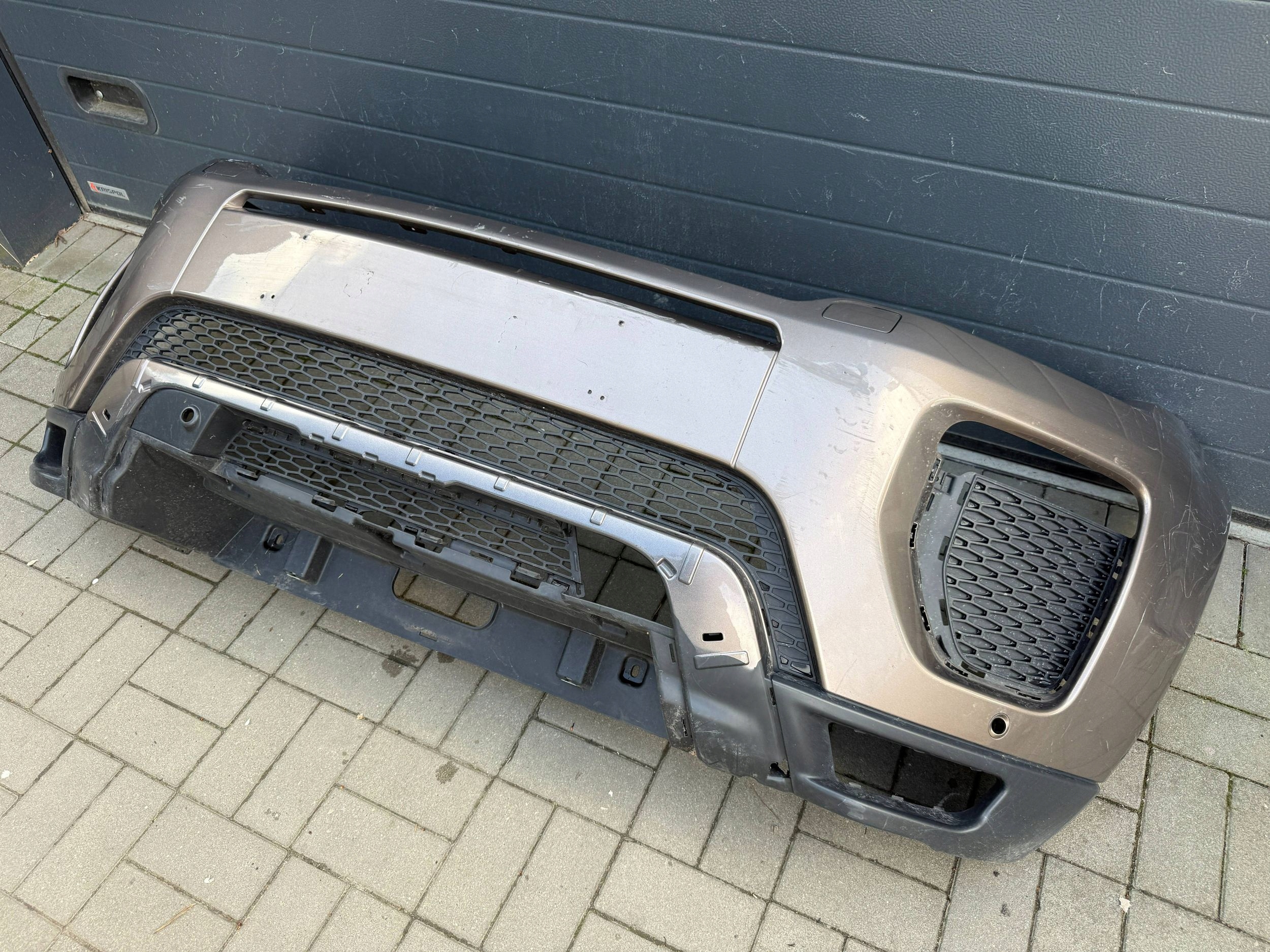 Range Rover Evoque 1 and 15- Lift bumper front front