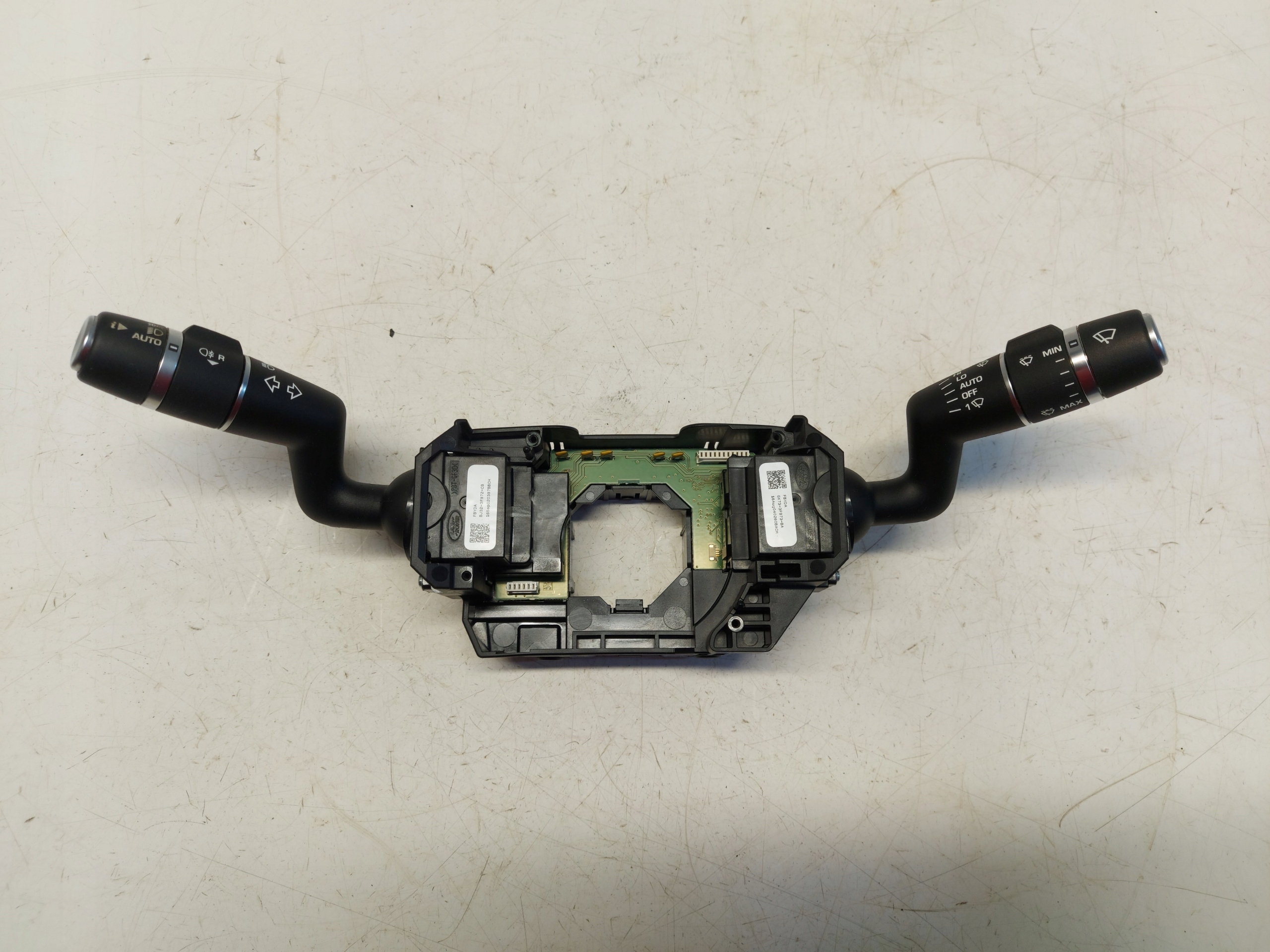 Jaguar XE DEVIO LUCI TERGICRISTALLO TERGI BJ32-3F972-CB