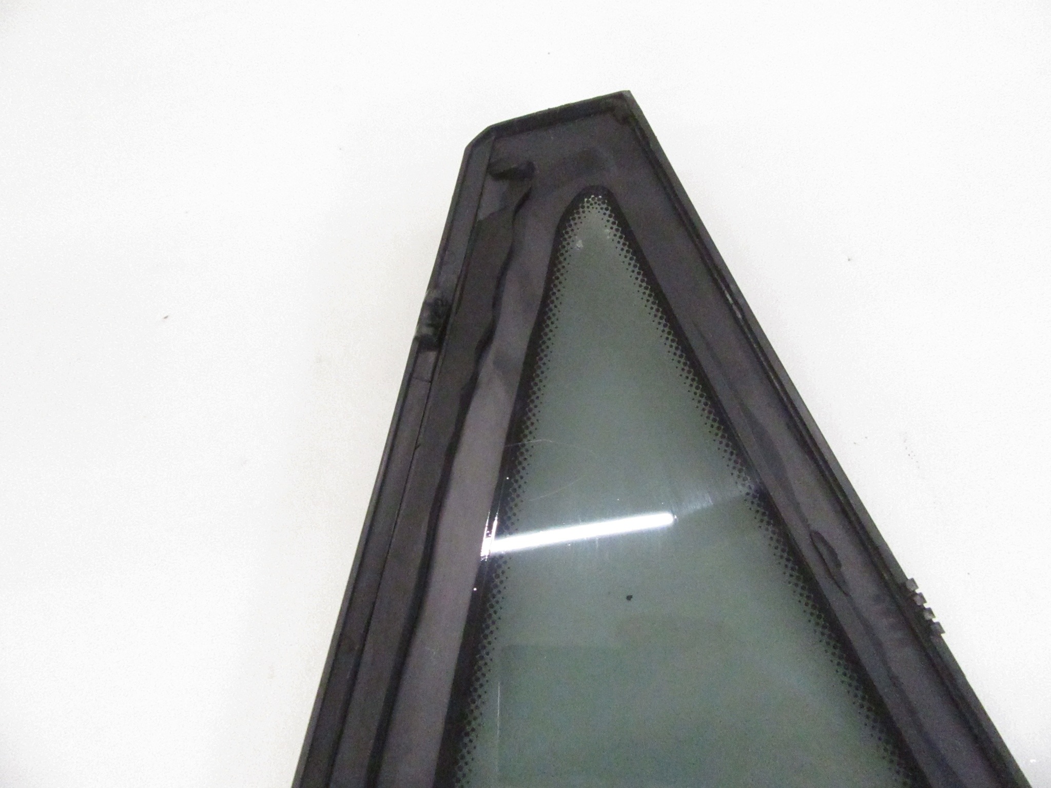 window left left rear part BMW e53 X5 AS2