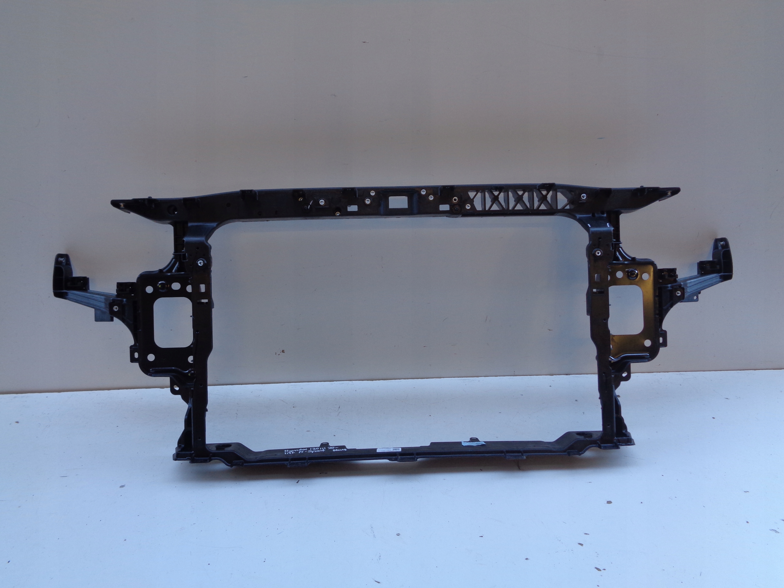 NO-WE-- bar, wall front HYUNDAI I30 III N 20- LIFT