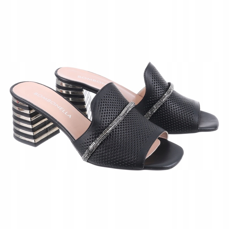 Dámské sandály Bombonella 260 021 černé VEL.39
