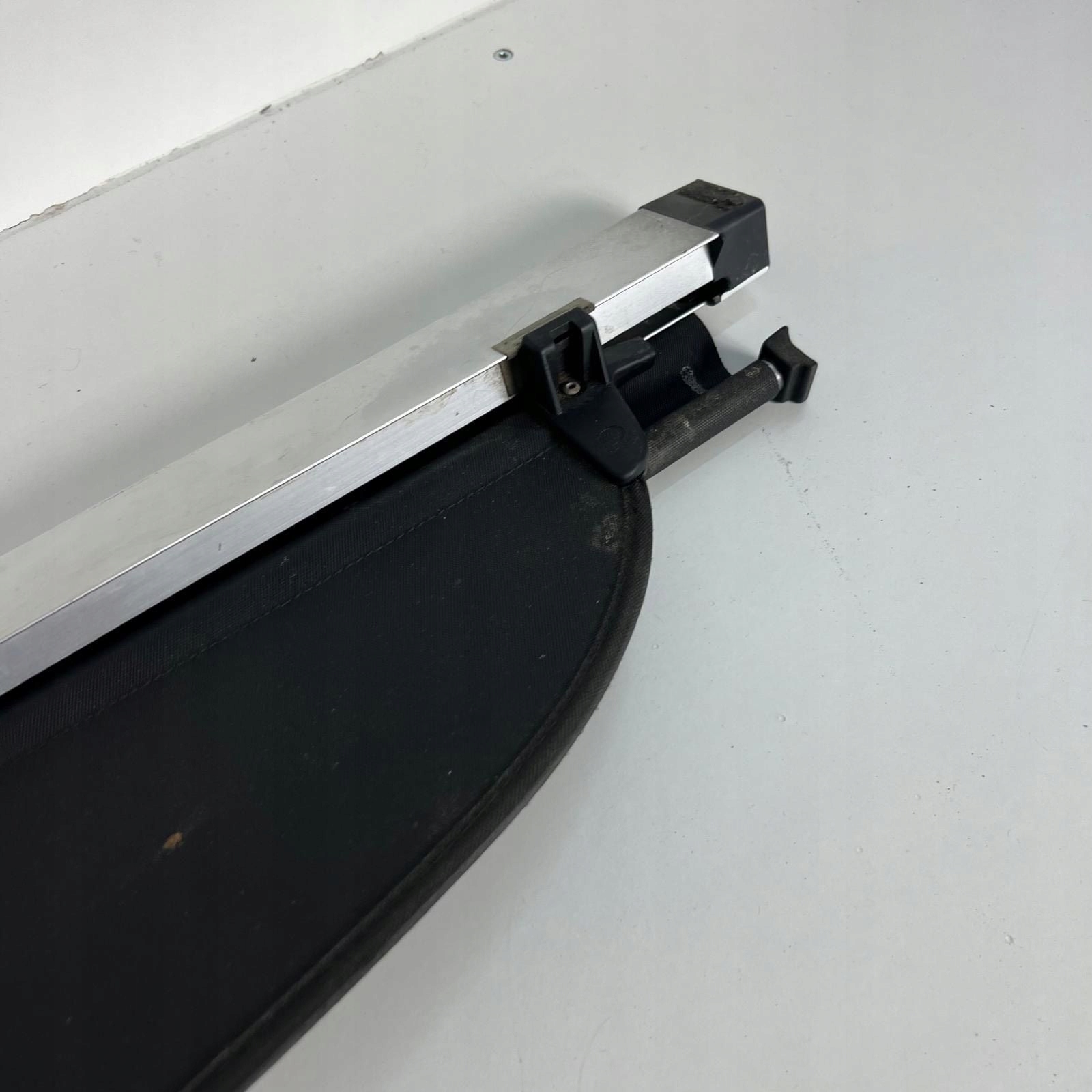 ролета задняя багажника subaru Legacy V Outback IV oe оригинал