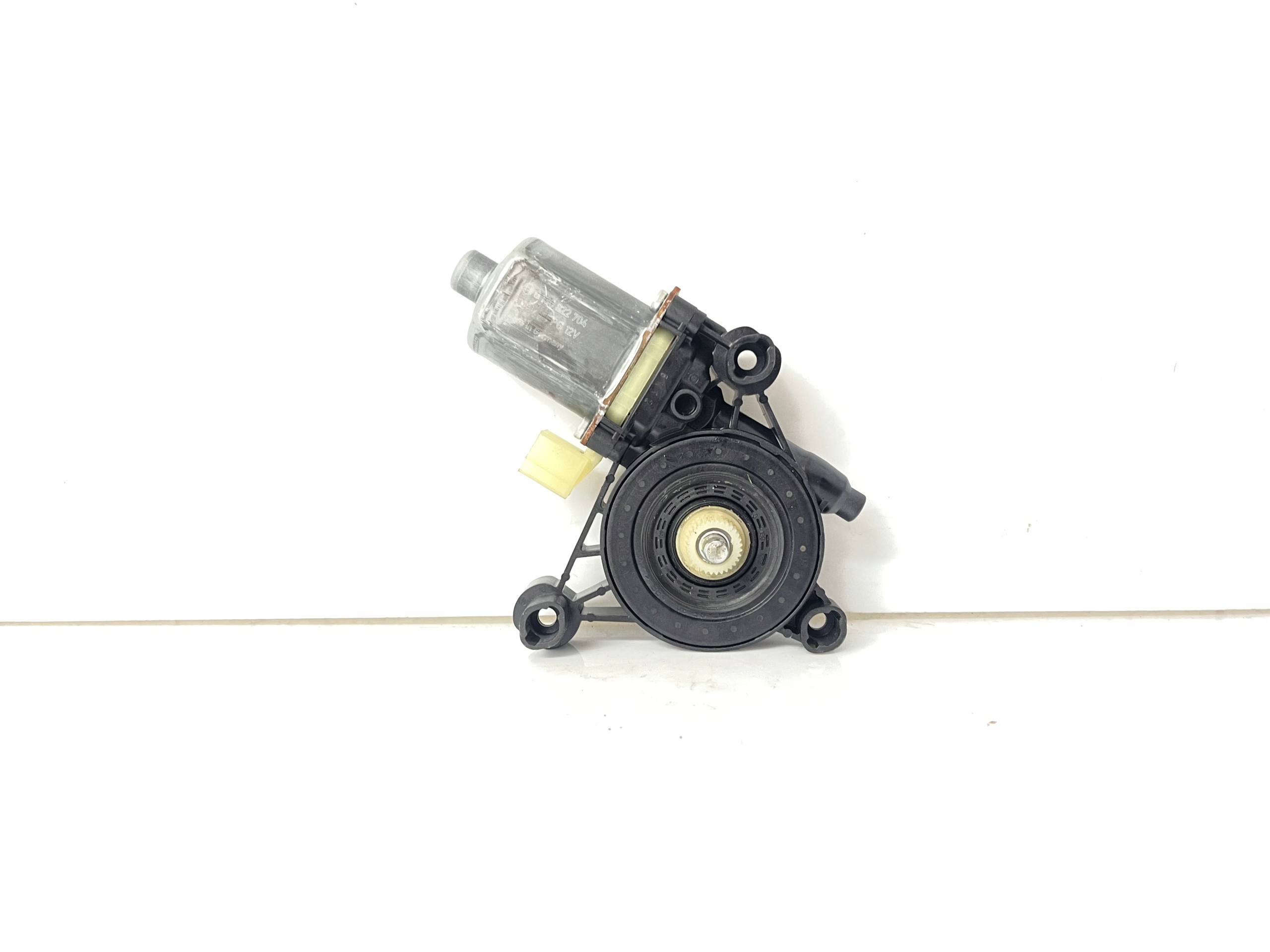 AUDI A4 B9 mini motor windows right front 8W0959802