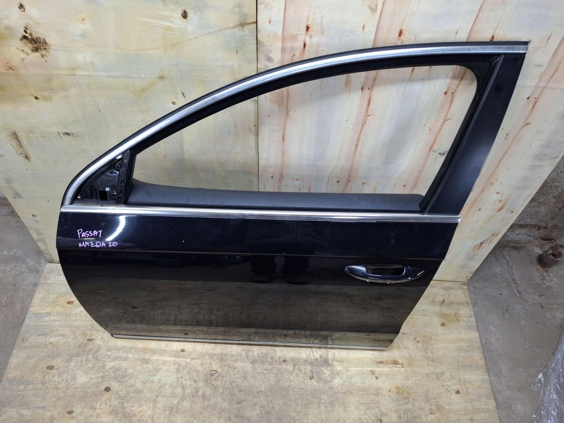 door front left side Volkswagen Passat B7 2011