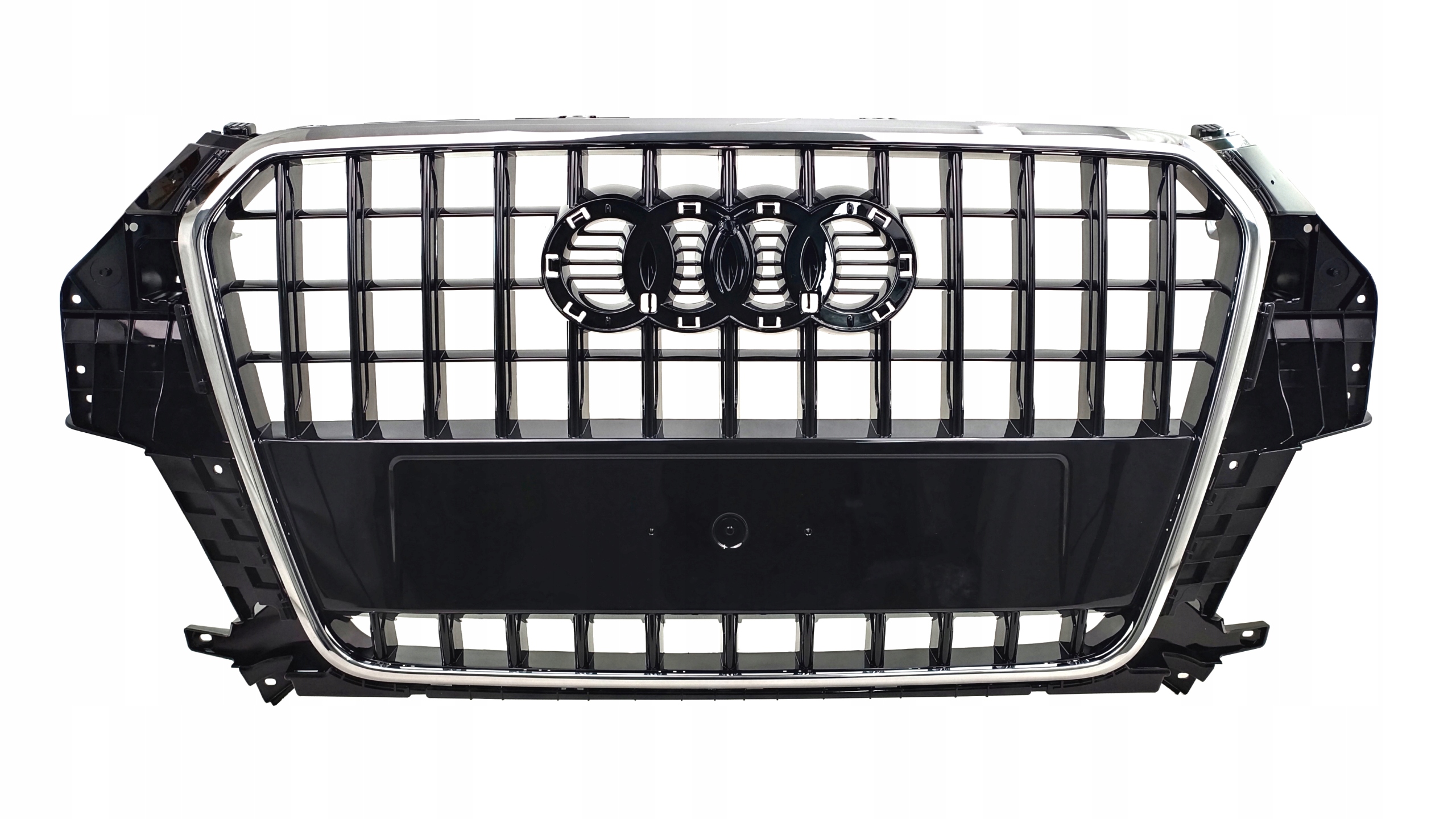 Audi Q3 8U 2011 – Přední Atrapa Středového Grilu, Černý Lesk