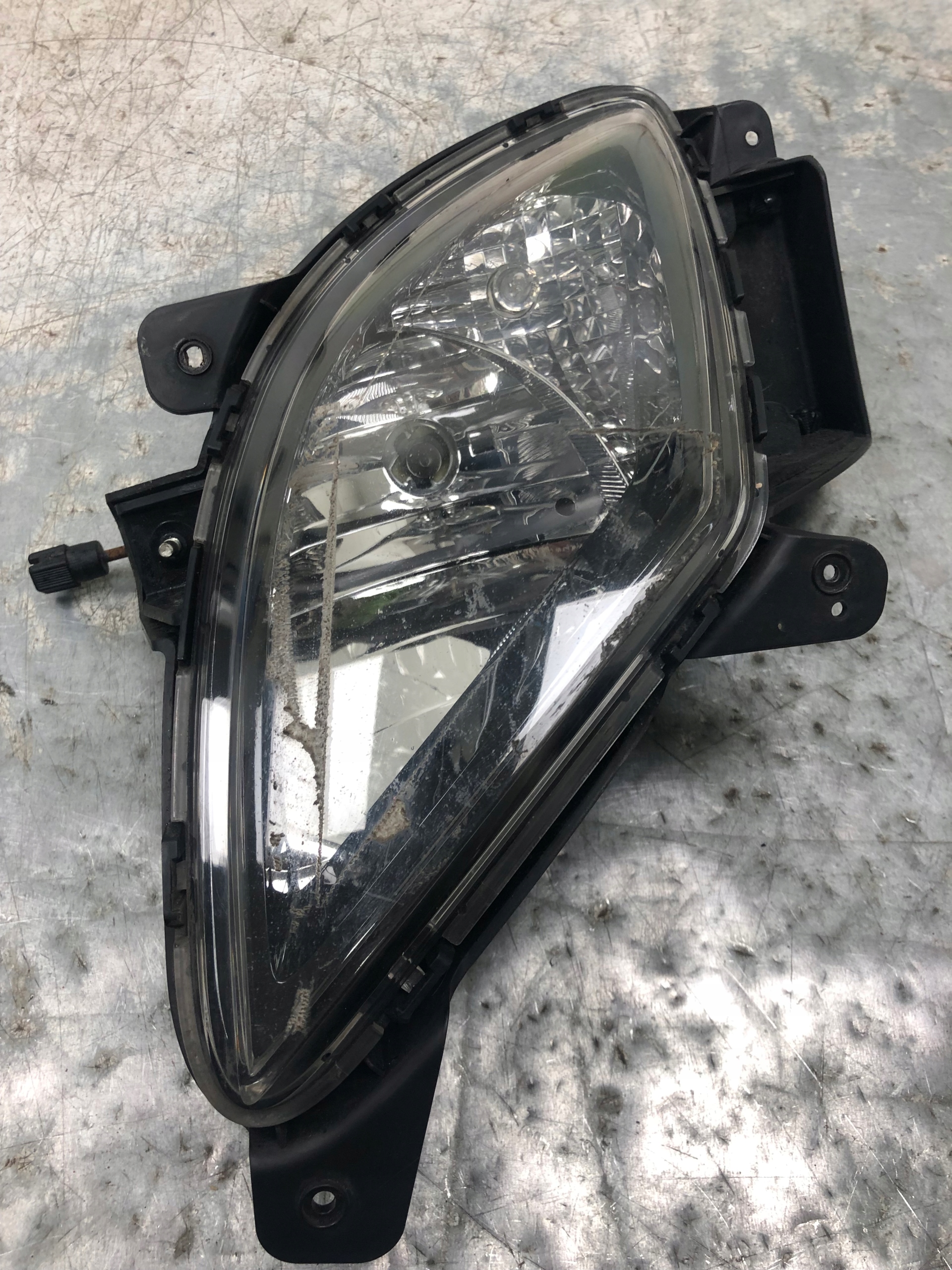 fog light right front HYUNDAI IX20