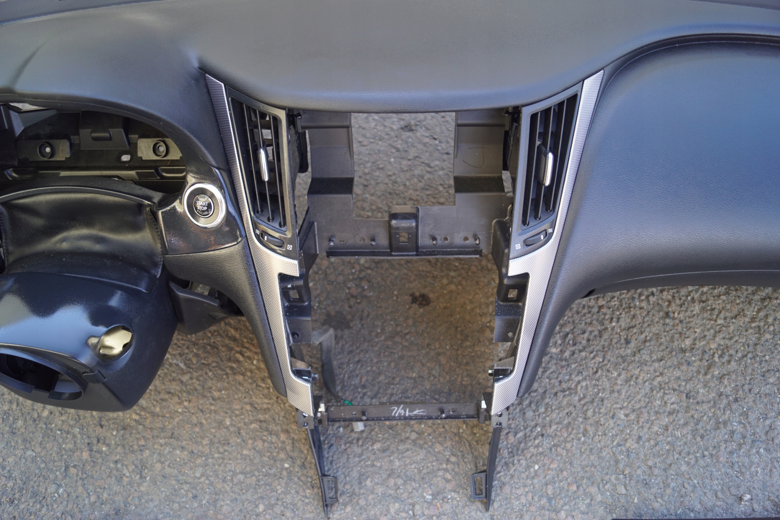 торпеда консоль INFINITI Q50