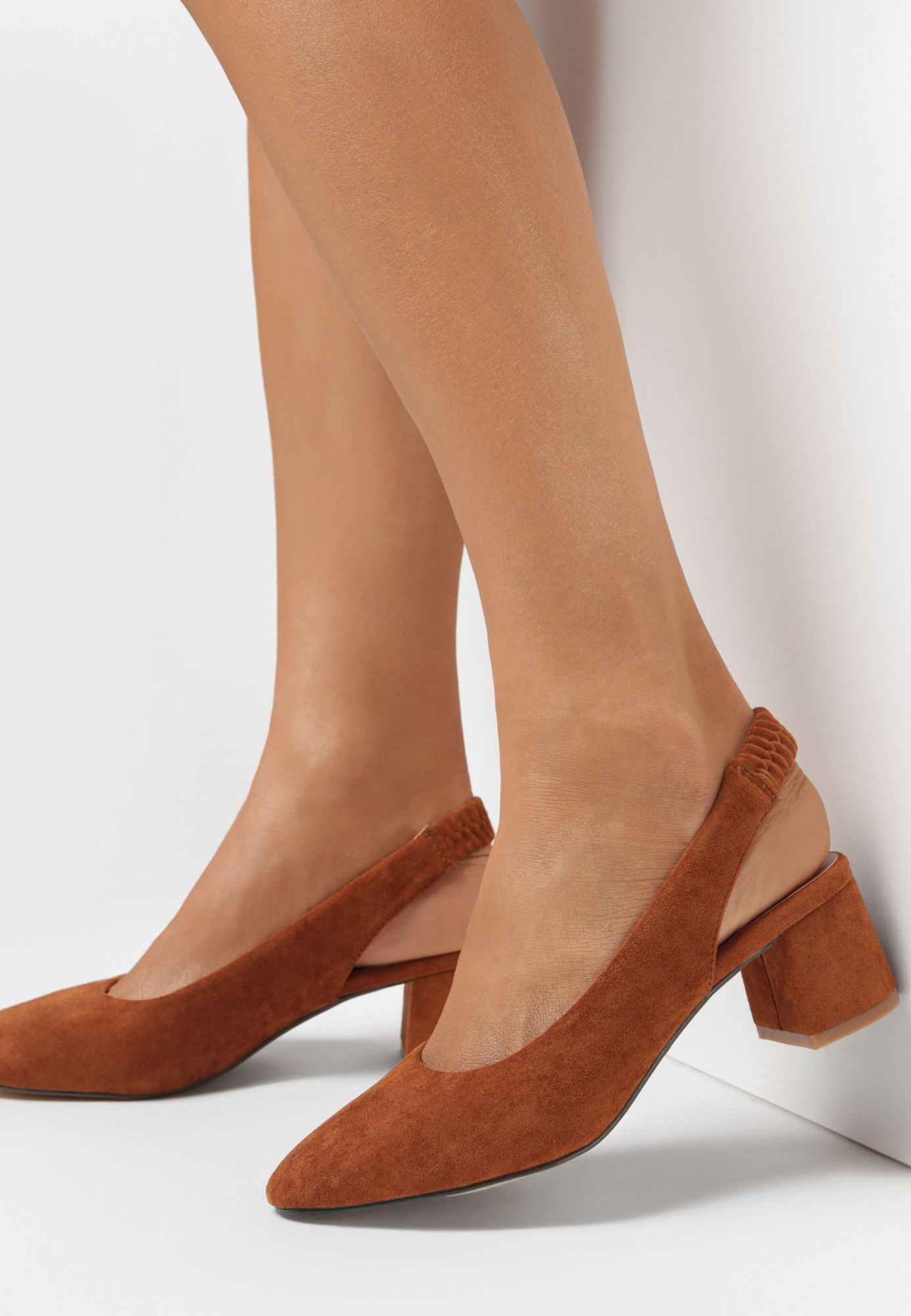 

Born2Be Camelowe Czółenka damska 37 Ekozamsz